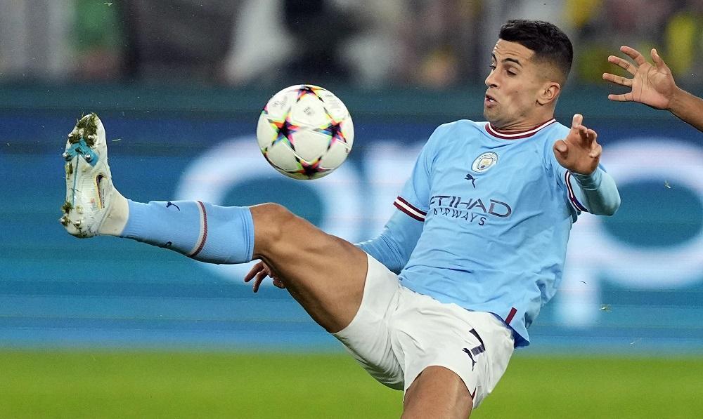 Cancelo Bayern M Nih E Kiraland Sat N Alma Opsiyonu Milyon Euro