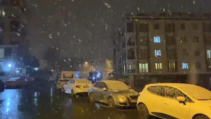 İstanbul da beklenen kar yağışı başladı Gündem Haberleri