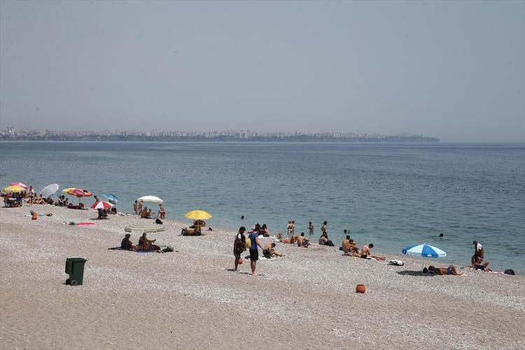 Turistler Sahile Ak N Etti G Ndem Haberleri