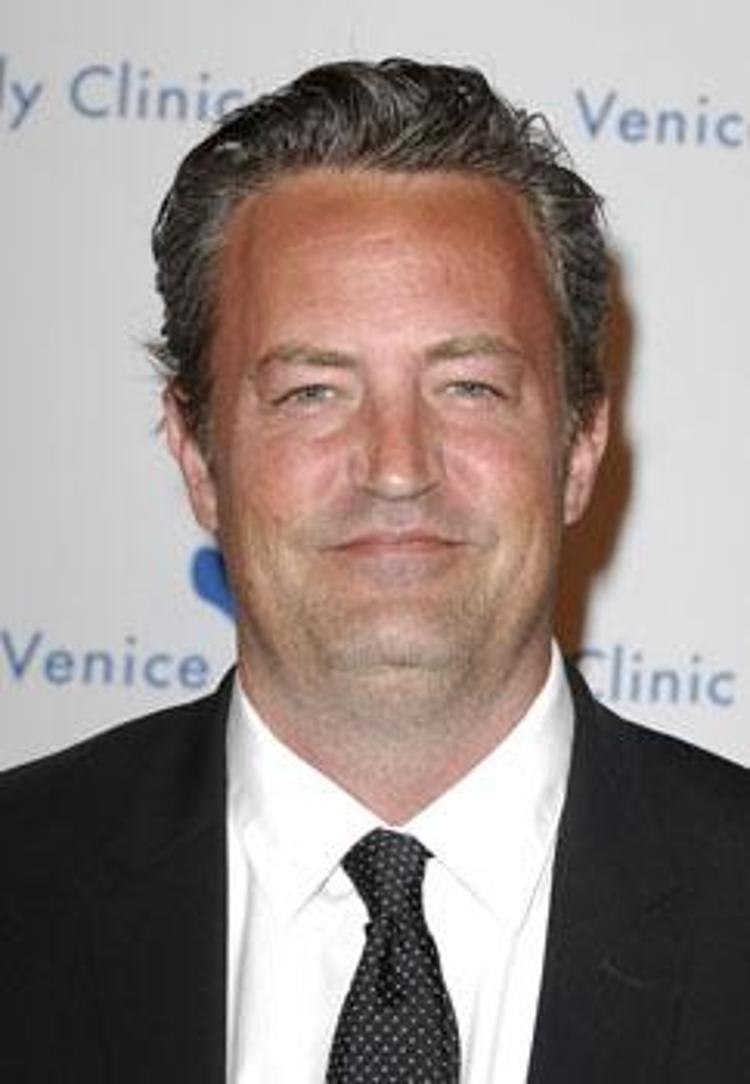 Matthew Perry Nin Otopsi Raporu Belli Oldu Son Dakika Magazin