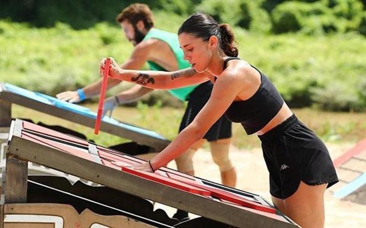 Survivor A Kat Lacak M Nefise Karatay Ilk Kez A Klad Son Dakika