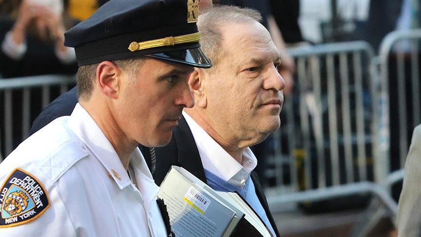 Weinstein, tecavüz suçlamasından gözaltına alındı