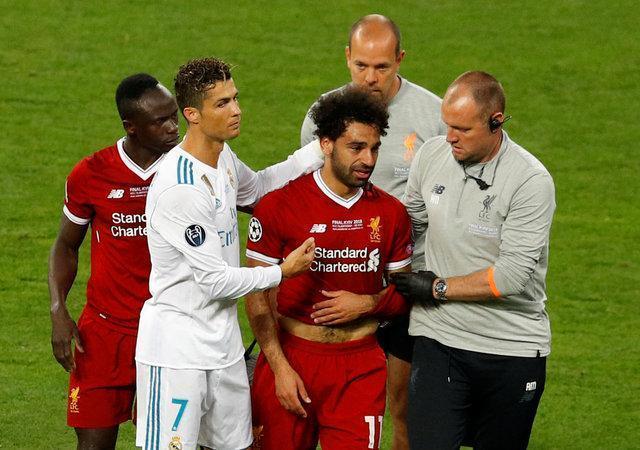 Liverpoola büyük şok Muhammed Salah sakatlandı