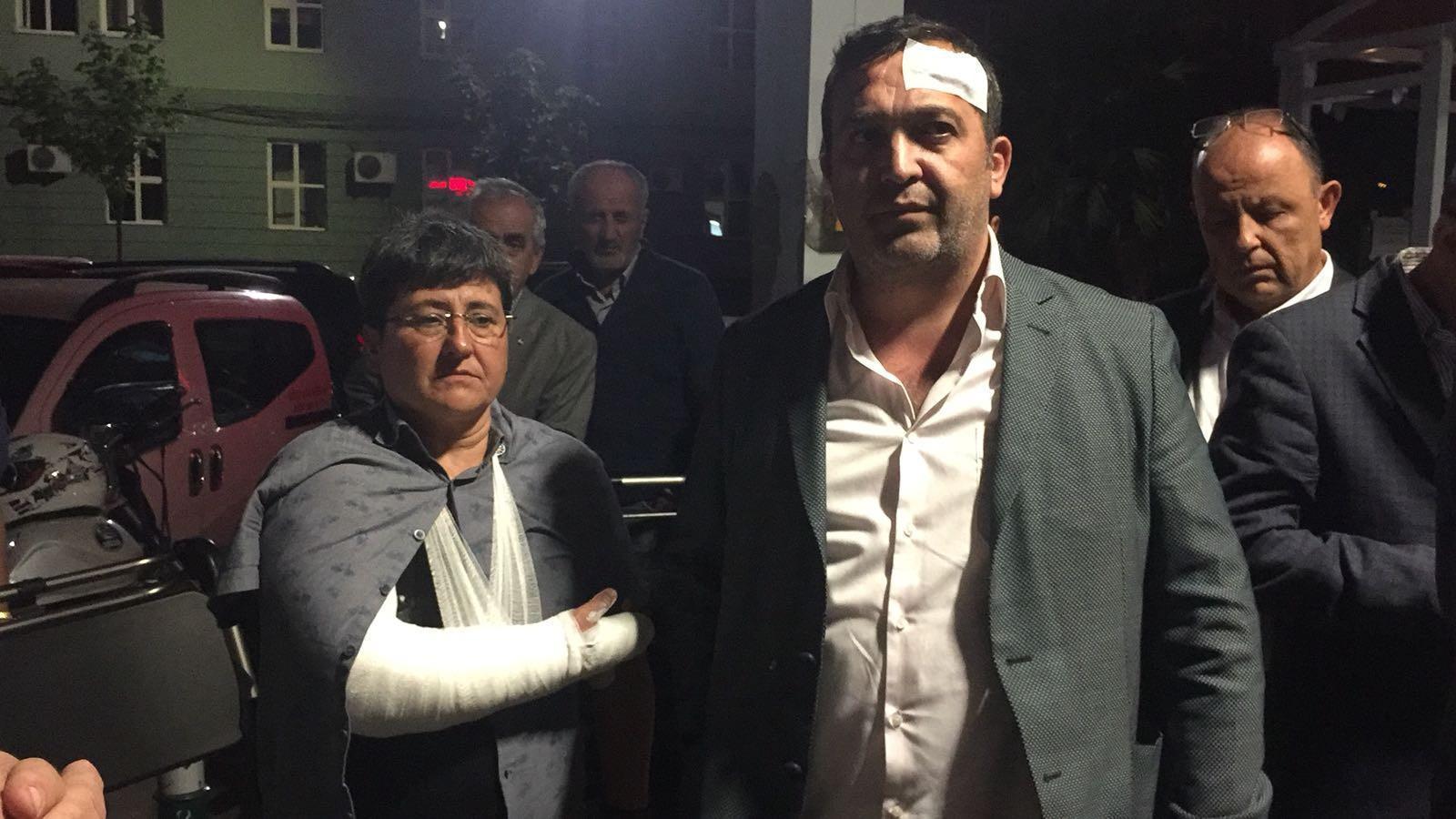 Seçim standında İYİ Partililer ile MHP’liler arasında kavga çıktı: 6 yaralı