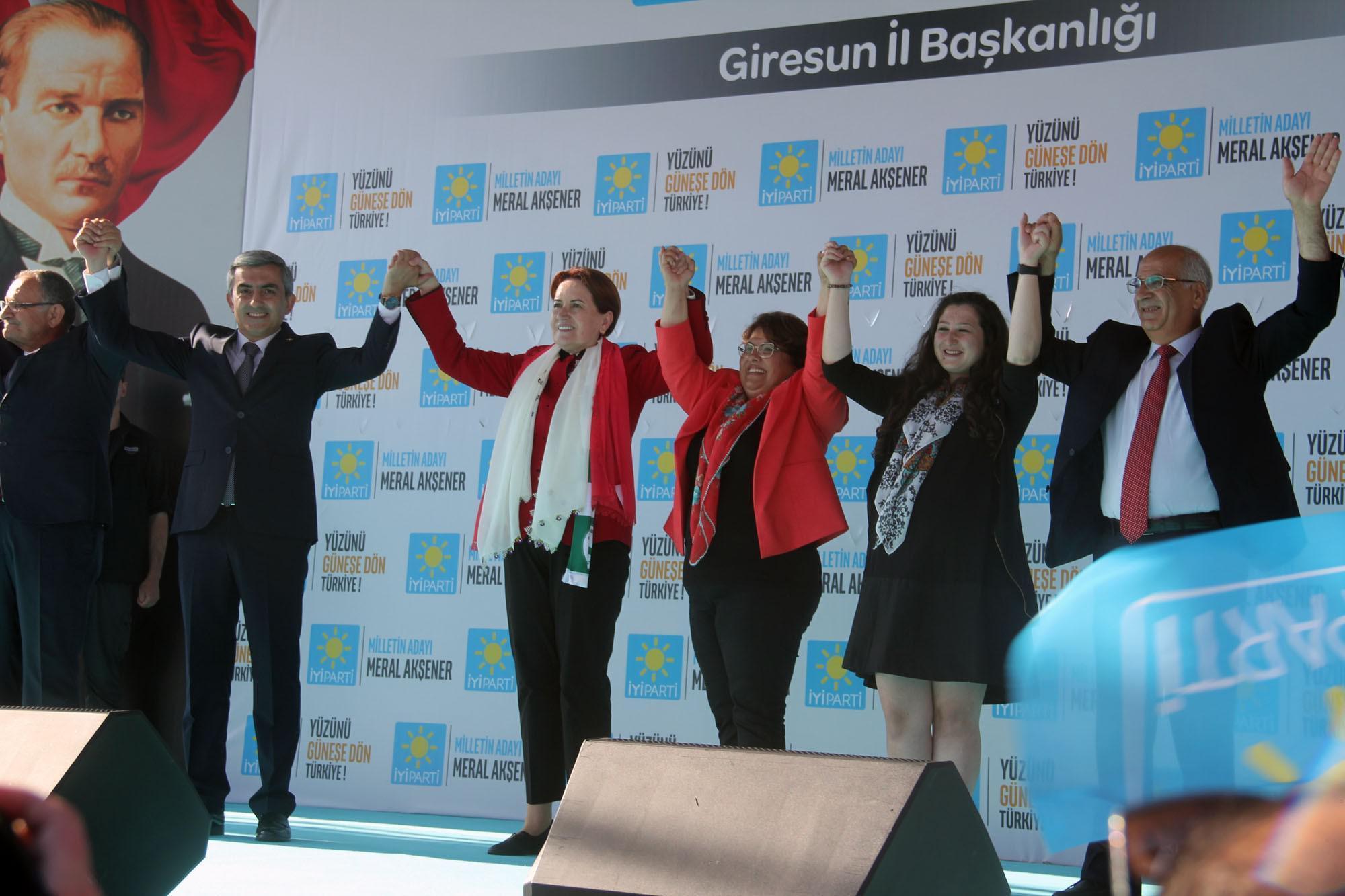 İYİ Parti Genel Başkanı Akşener: İftiralarla bizi karalayamazsınız