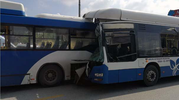 Son dakika: Ankarada 2 halk otobüsü çarpıştı