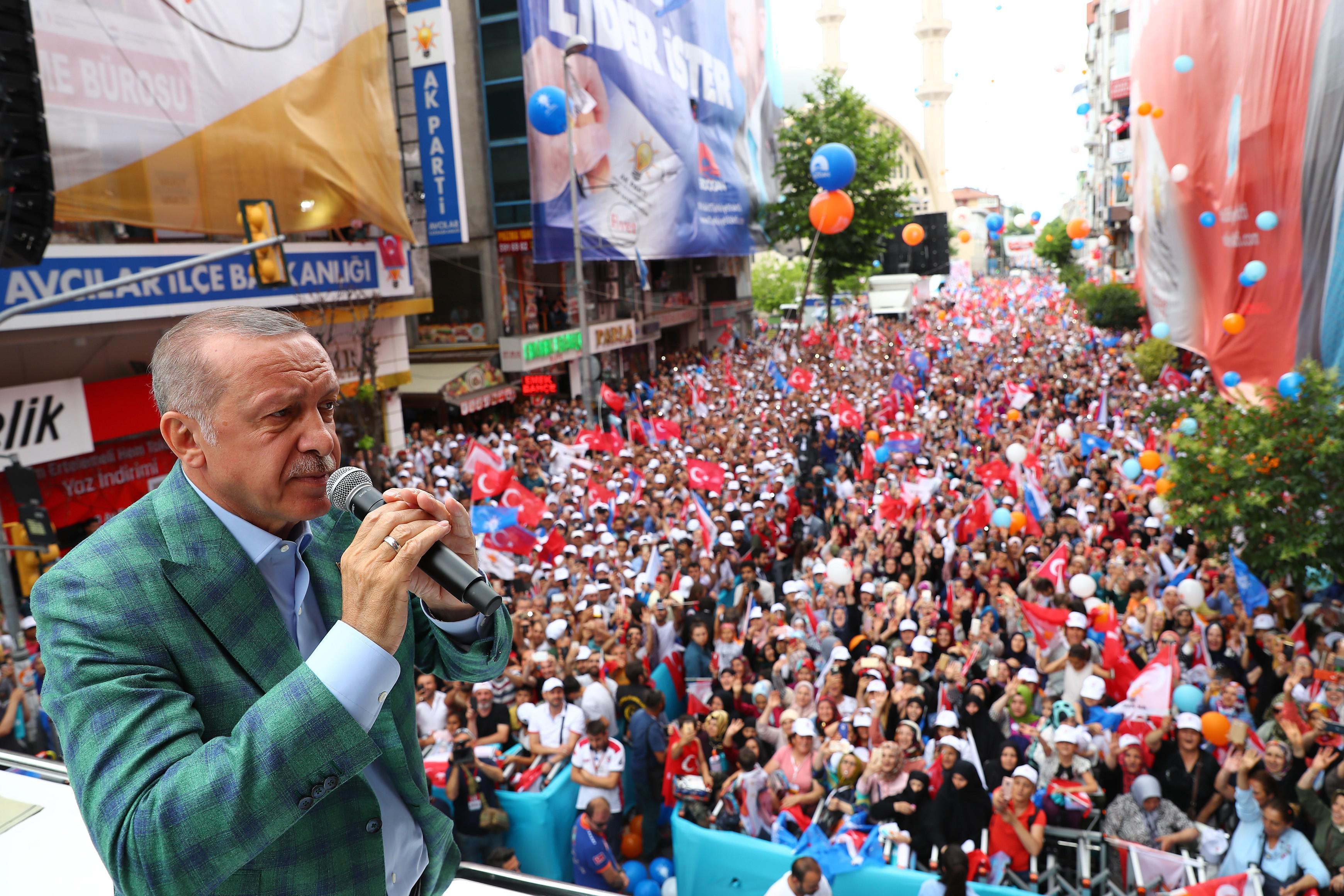 Erdoğan 5 ilçede miting düzenledi