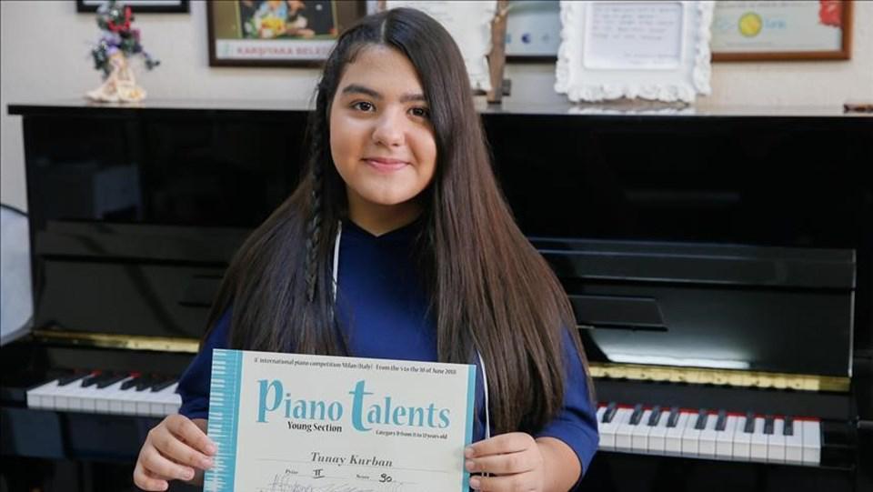 Küçük piyanist Tunay Kurbana uluslarası ödül