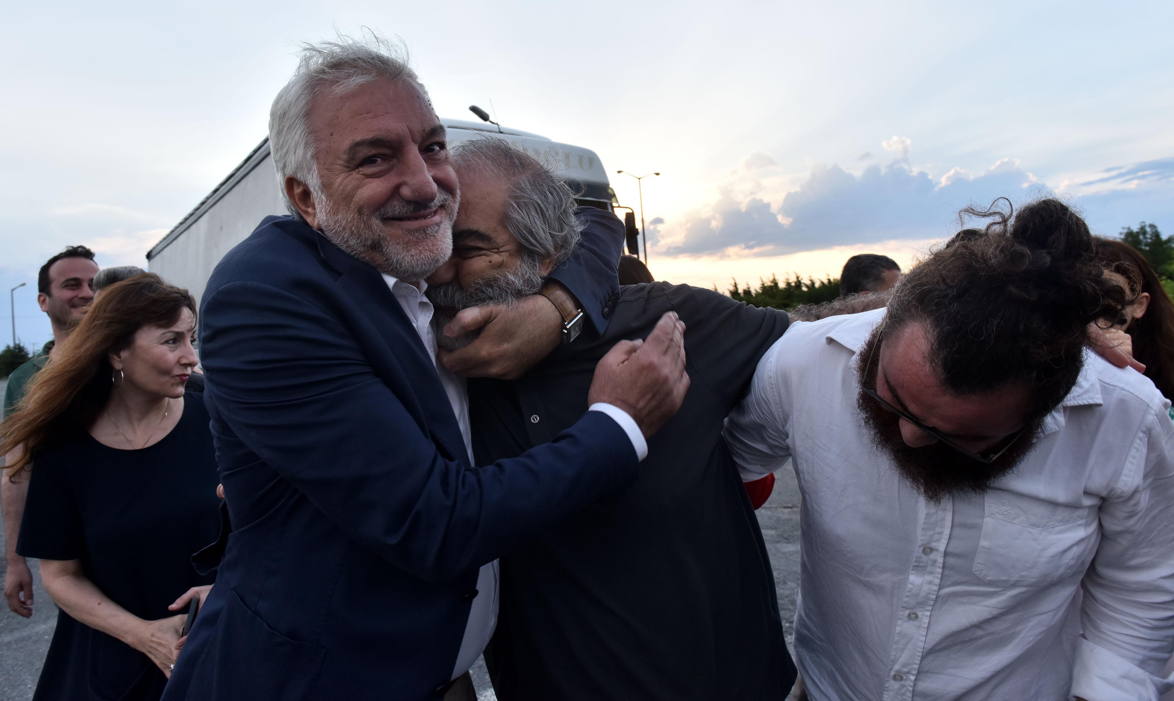 Gazeteci Mehmet Altan cezaevinden çıktı