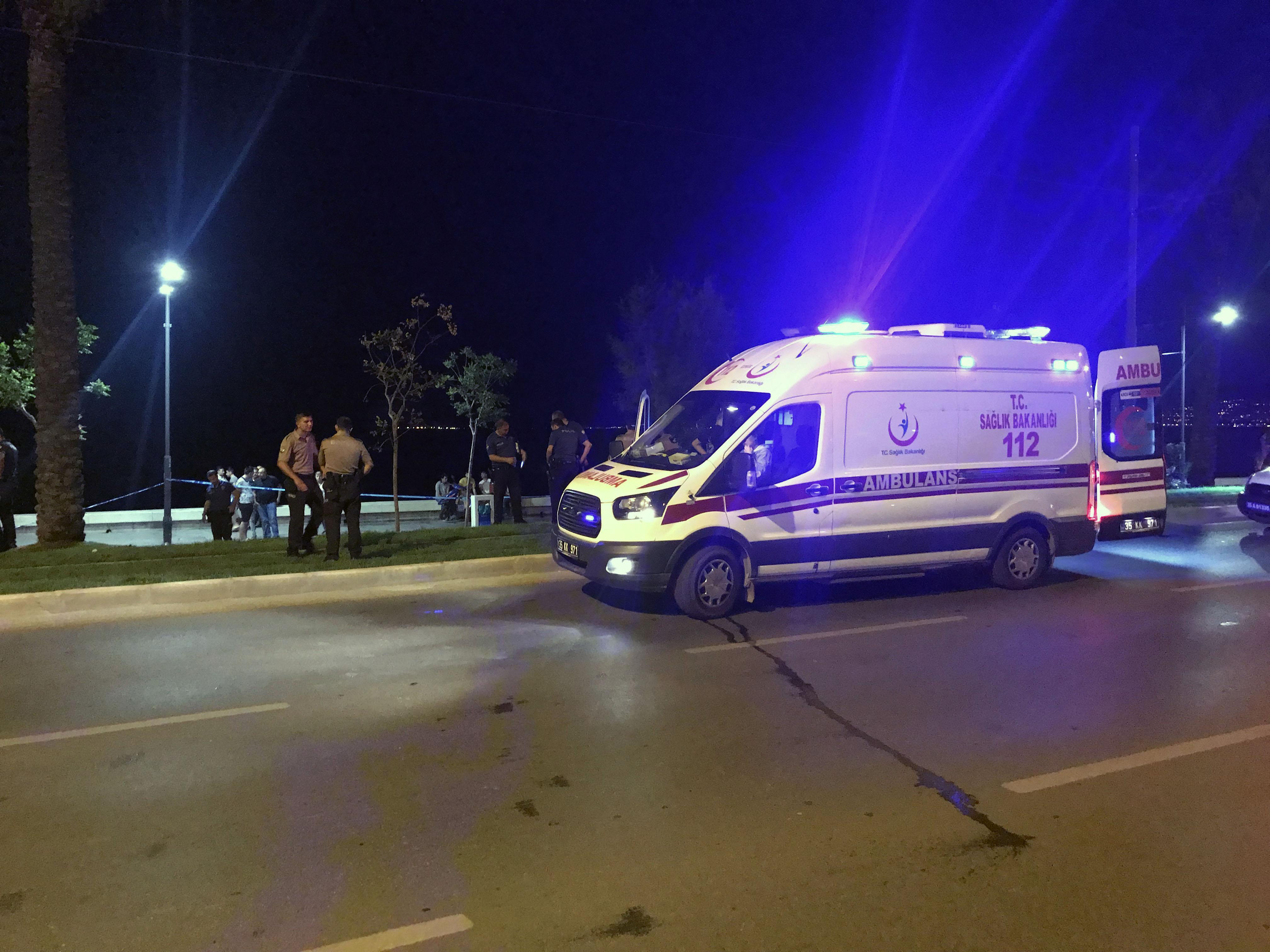 İzmirde motosiklet kazası: 2 ölü