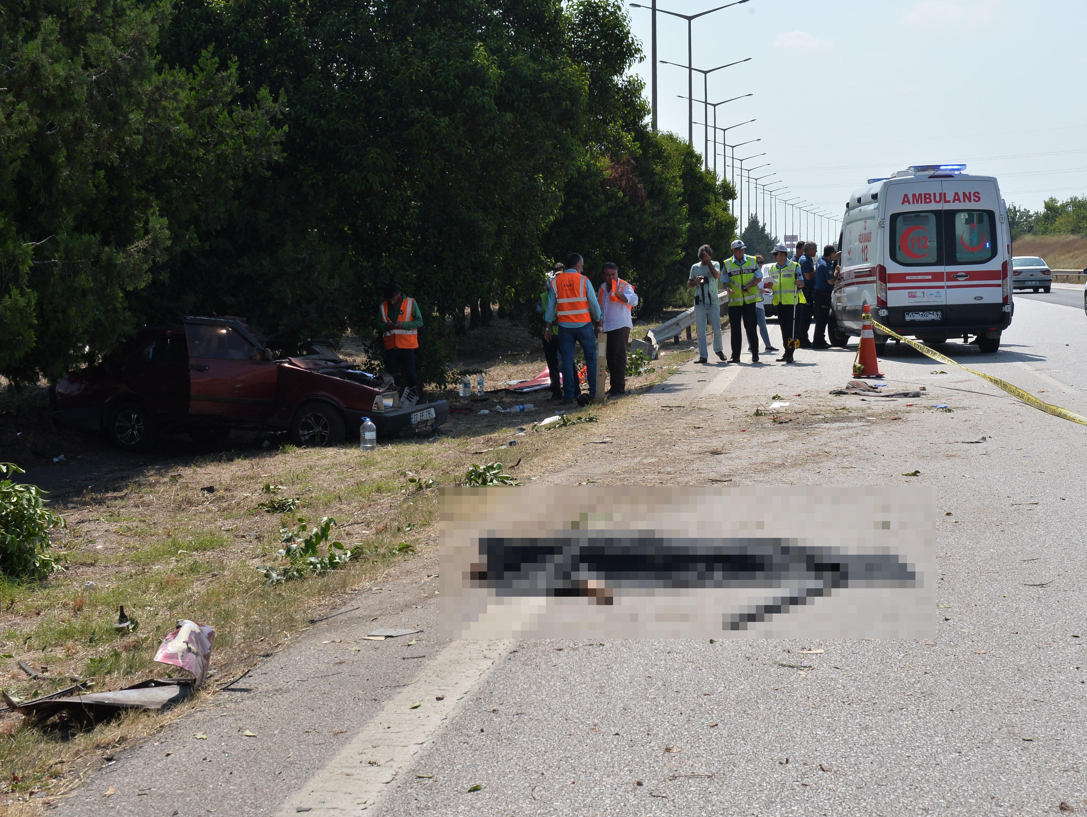 Adanada feci kaza: 2 ölü, 5 yaralı