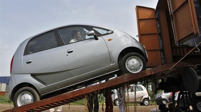 Dünyanın en ucuz arabası Tata Nanonun üretimi durduruluyor