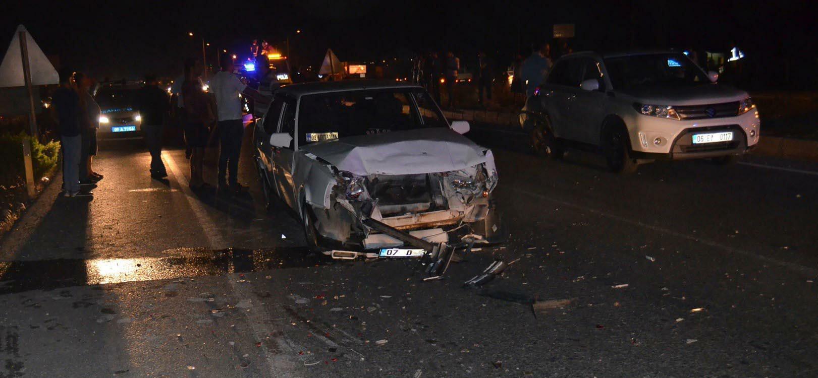 Didimde otomobiller çarpıştı: 7 yaralı