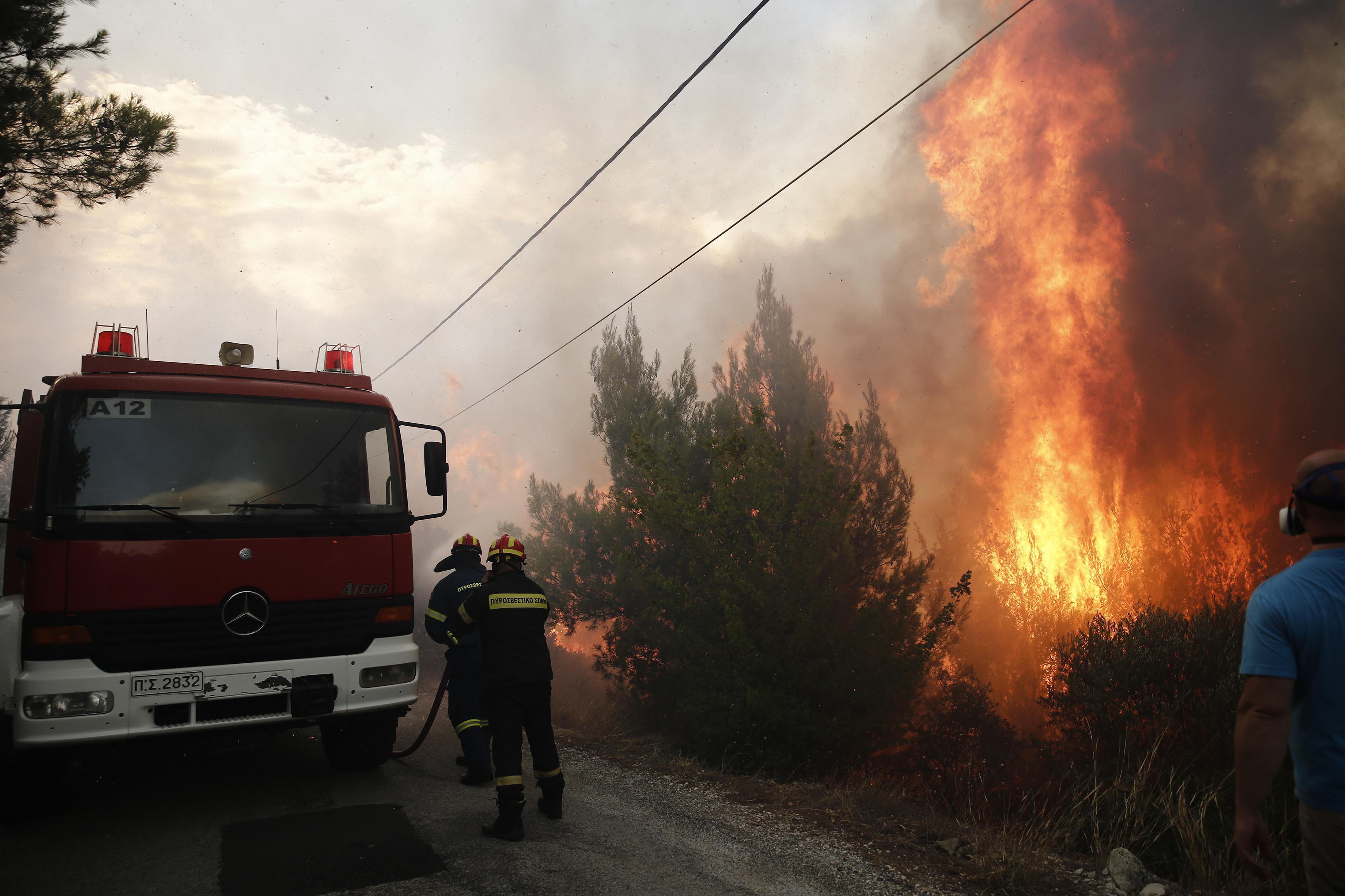 Yunanistan’daki yangında 1 kişi hayatını kaybetti