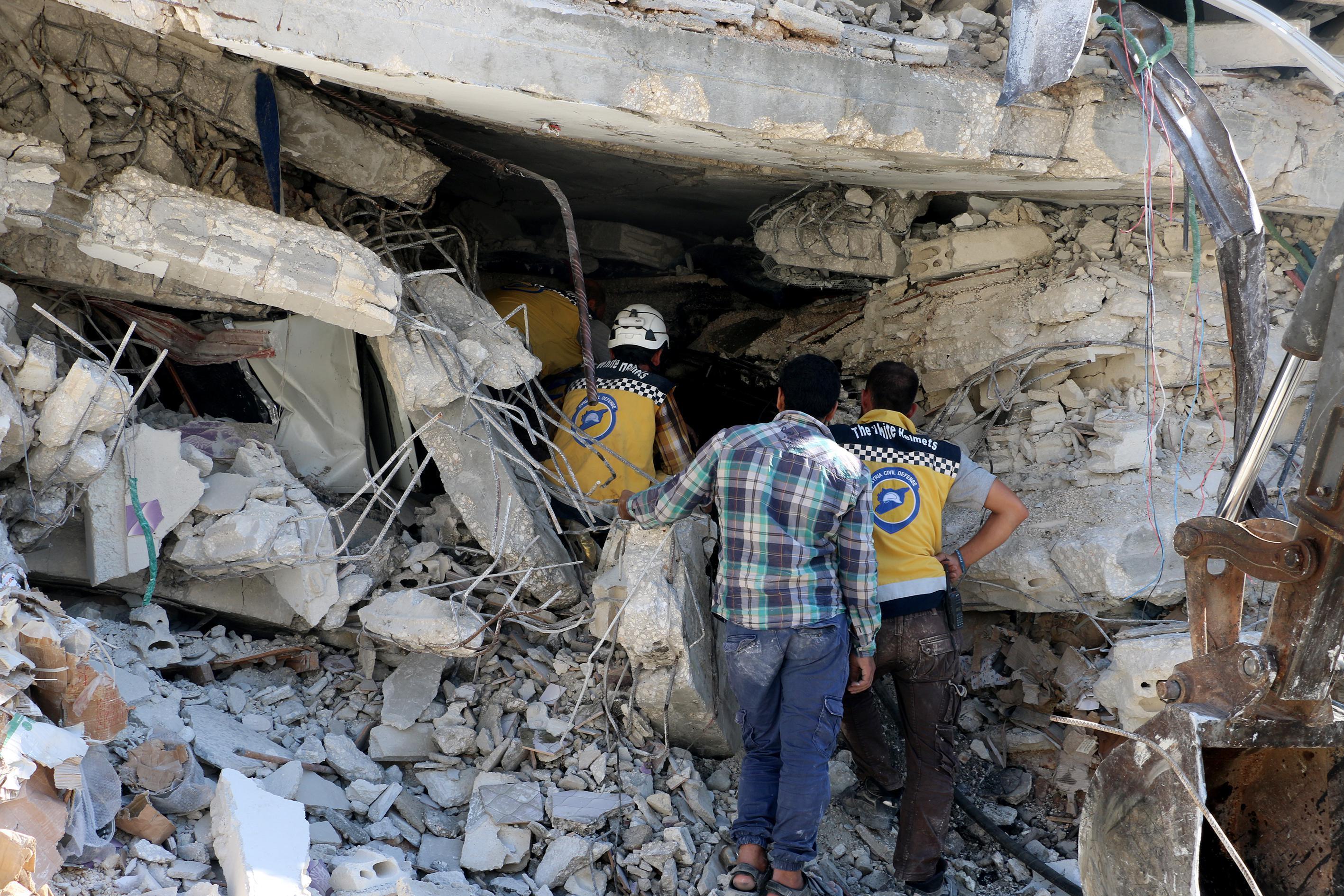İdlibde patlama: 32 ölü, 45 yaralı