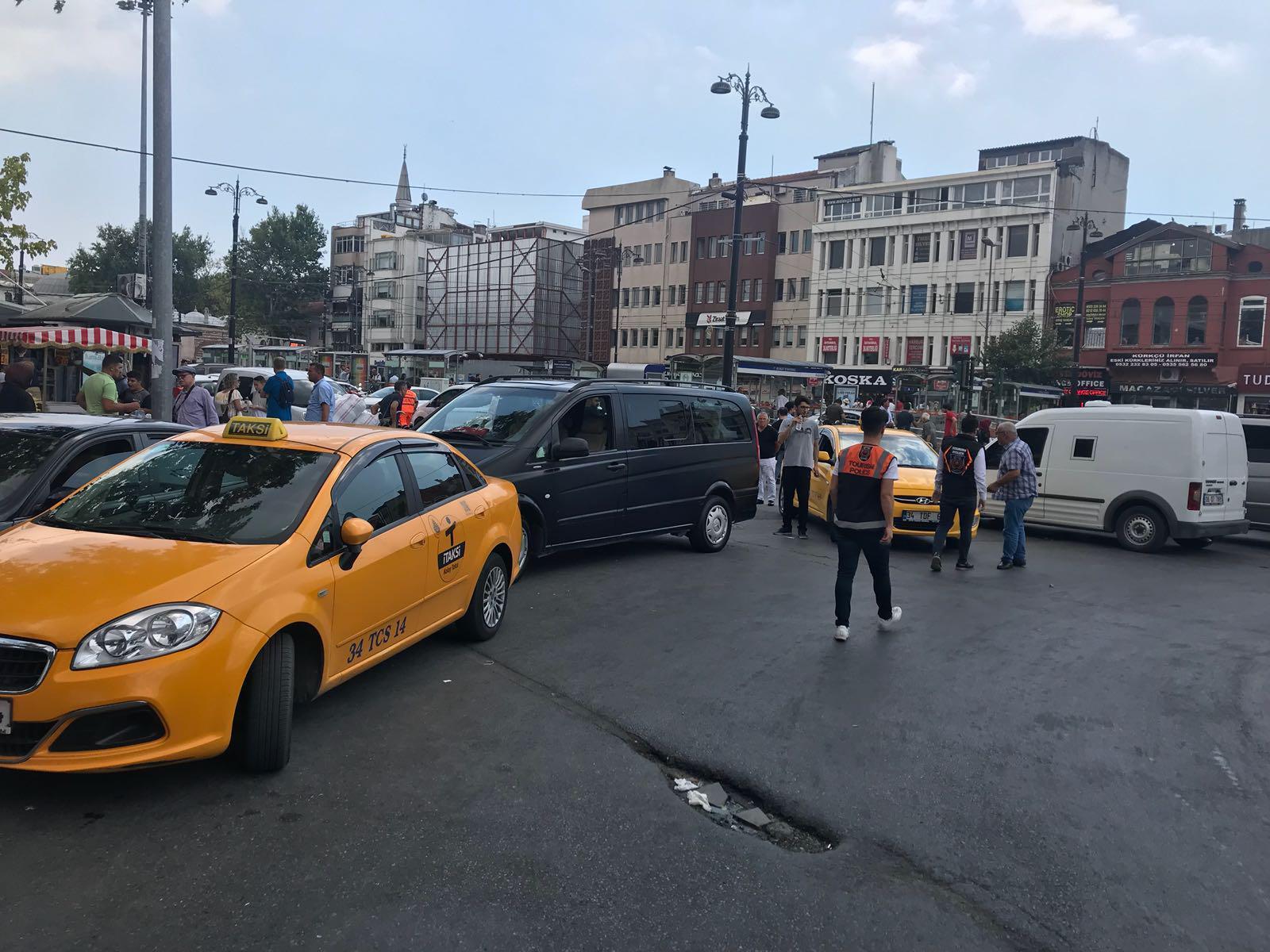İstanbulda turistlerin taksi isyanı