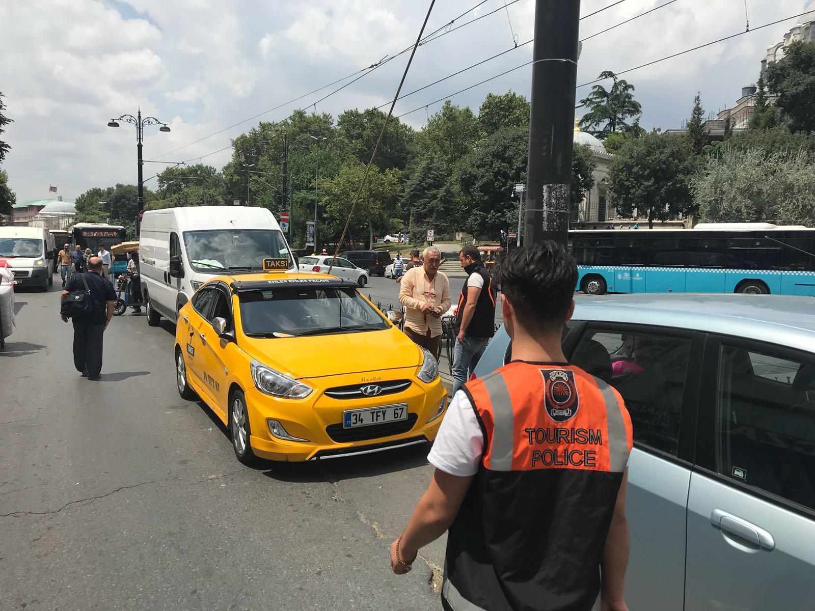 İstanbulda turistlerin taksi isyanı