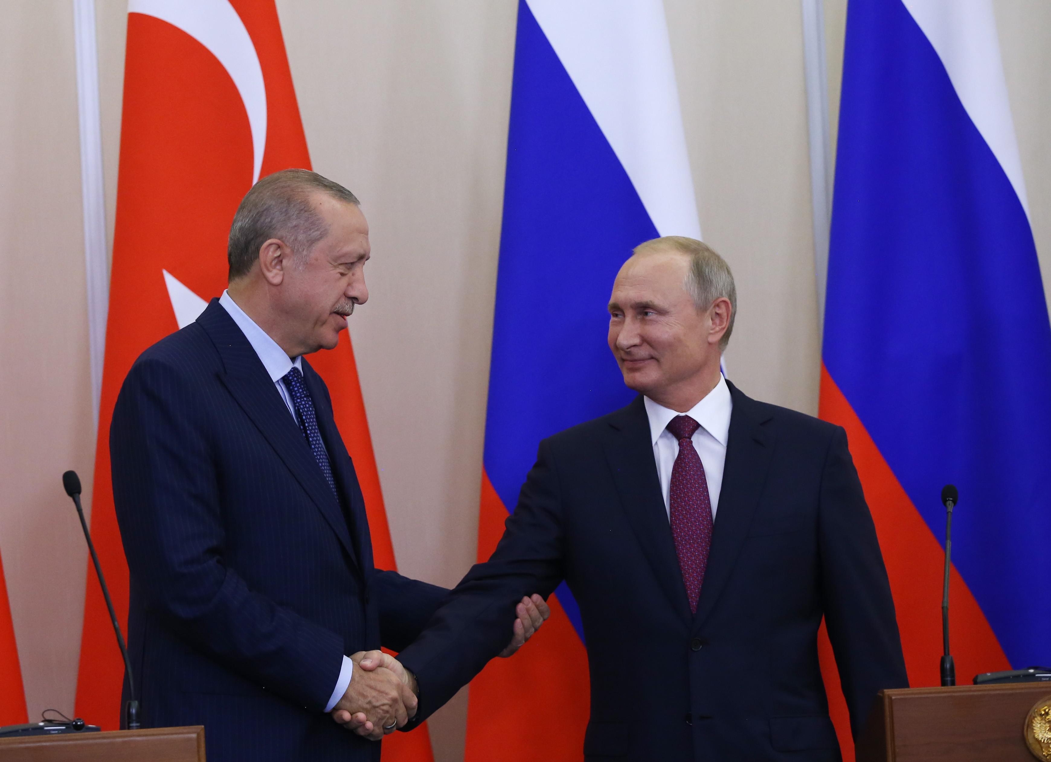 Erdoğan-Putin zirvesinden İdlibde silahsızlanma kararı çıktı