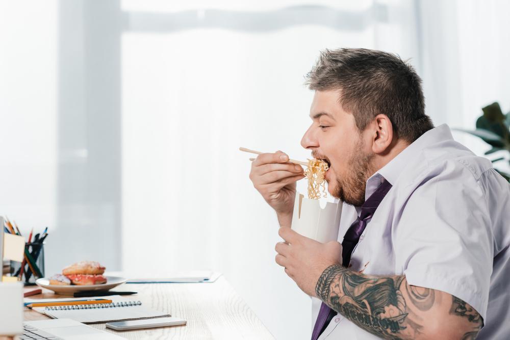 Hızlı yeme alışkanlığına karşı 9 öneri