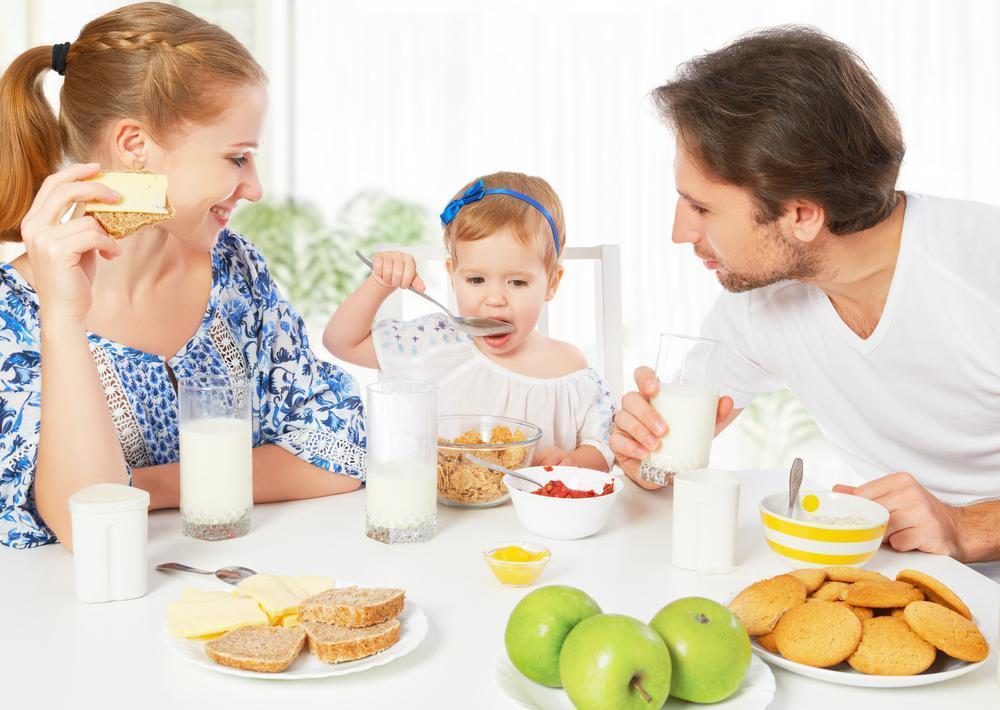 Çocukların okul başarısı için kahvaltıyı atlamayın