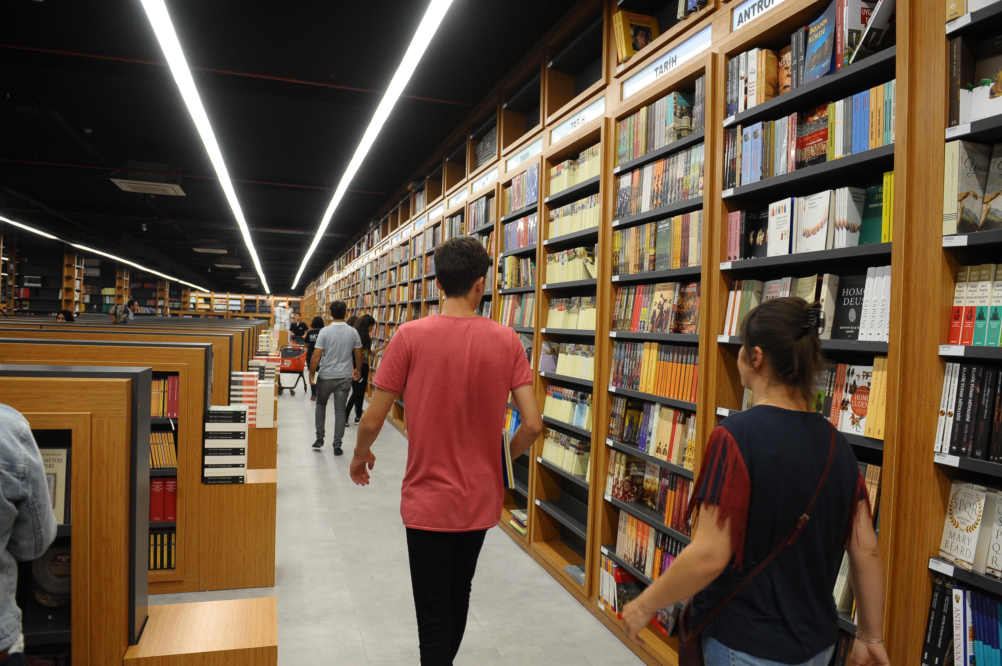 Avrupa’nın en büyük kitabevi Bursada açıldı