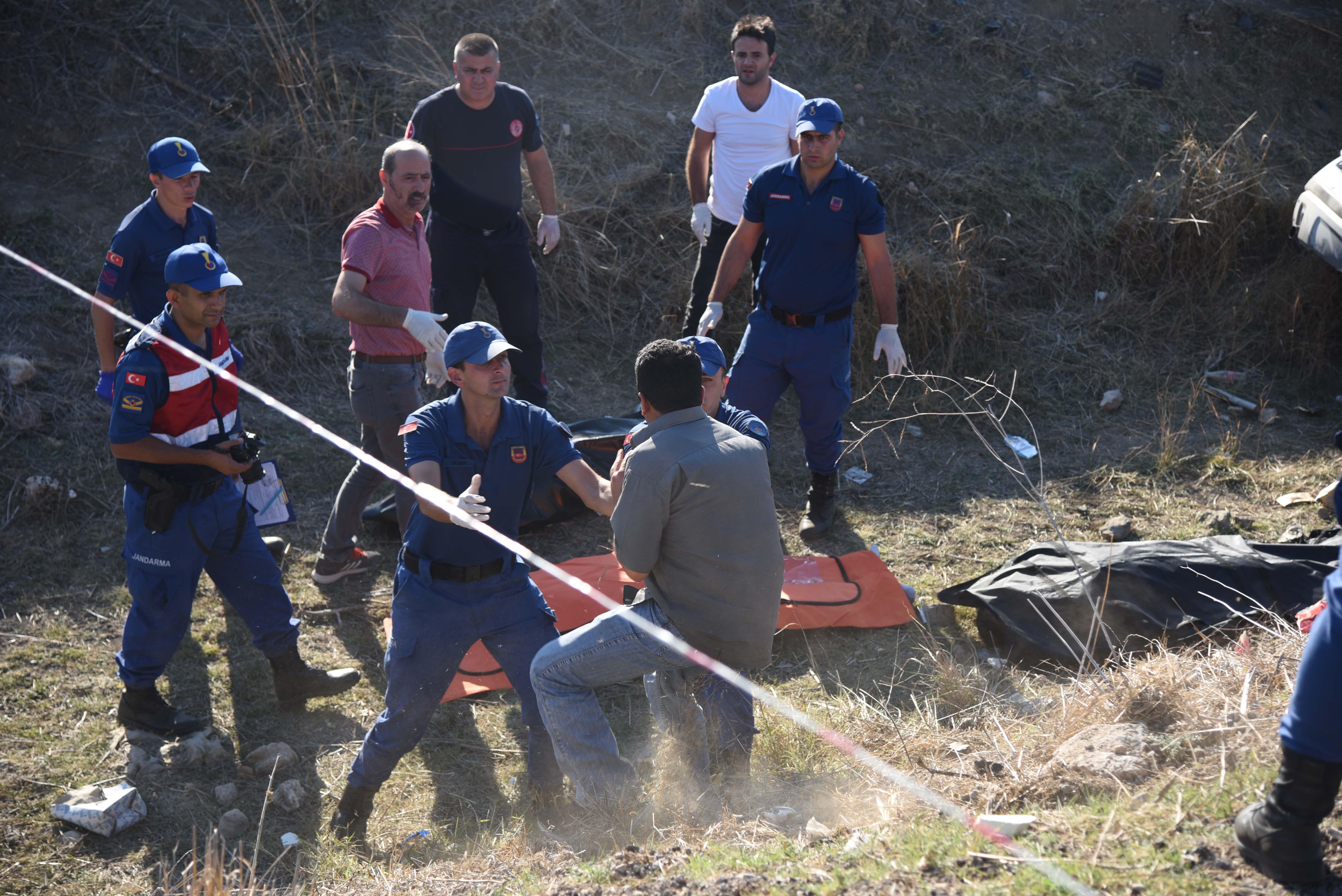 Antalyada katliam gibi kaza: 4 ölü