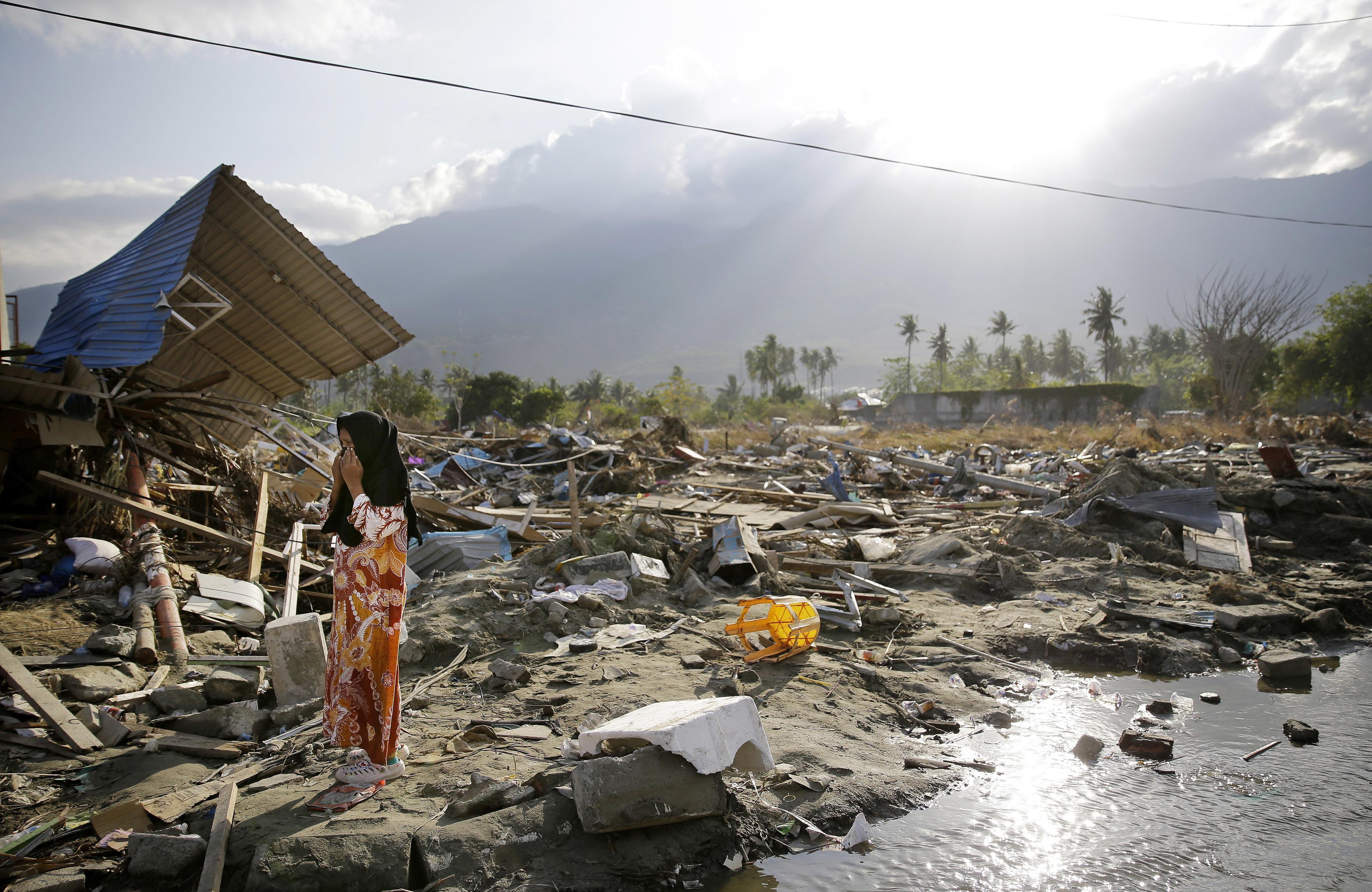 Endonezyadaki depremde ölü sayısı artıyor