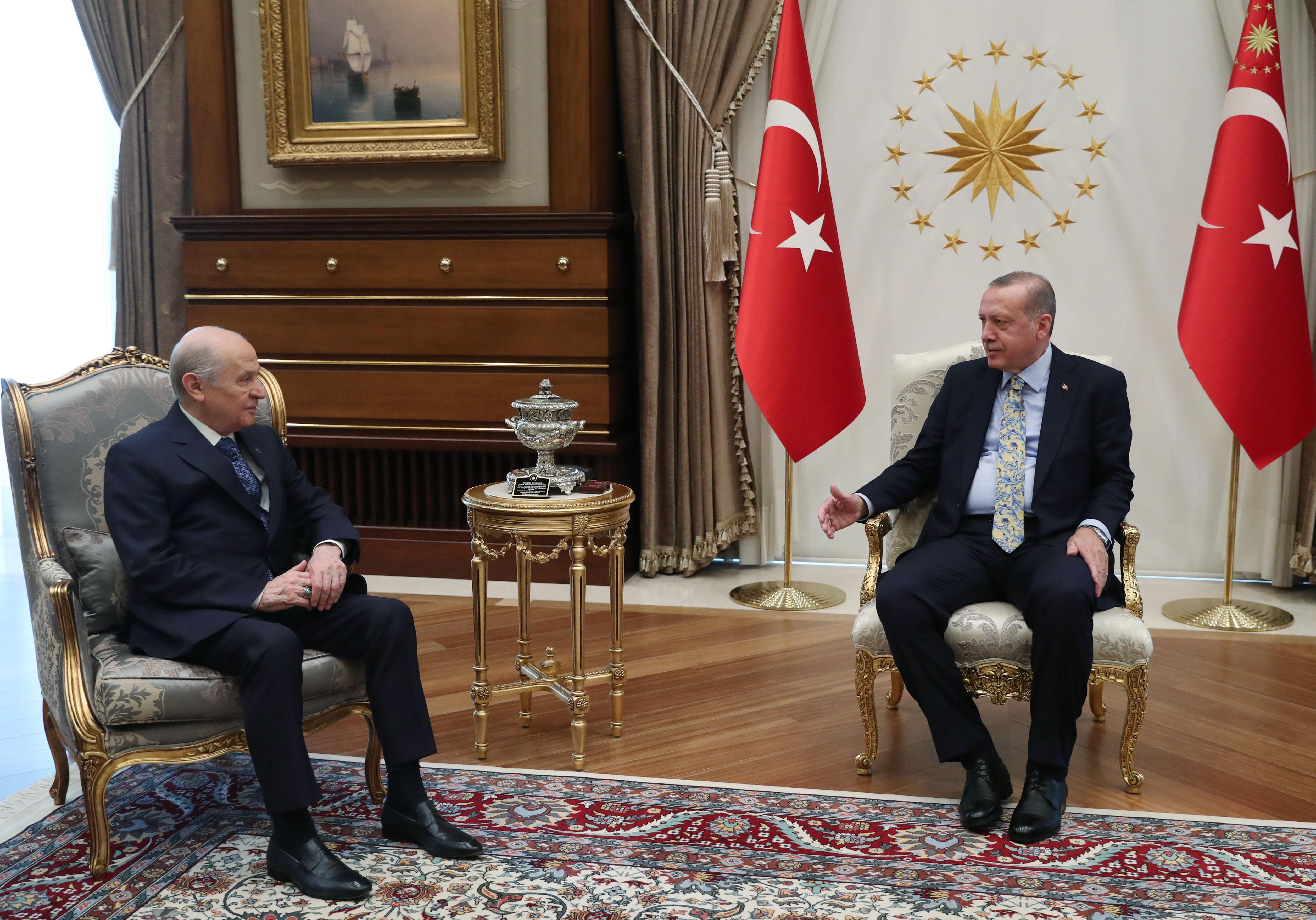Son dakika... Erdoğan-Bahçeli görüşmesi sona erdi