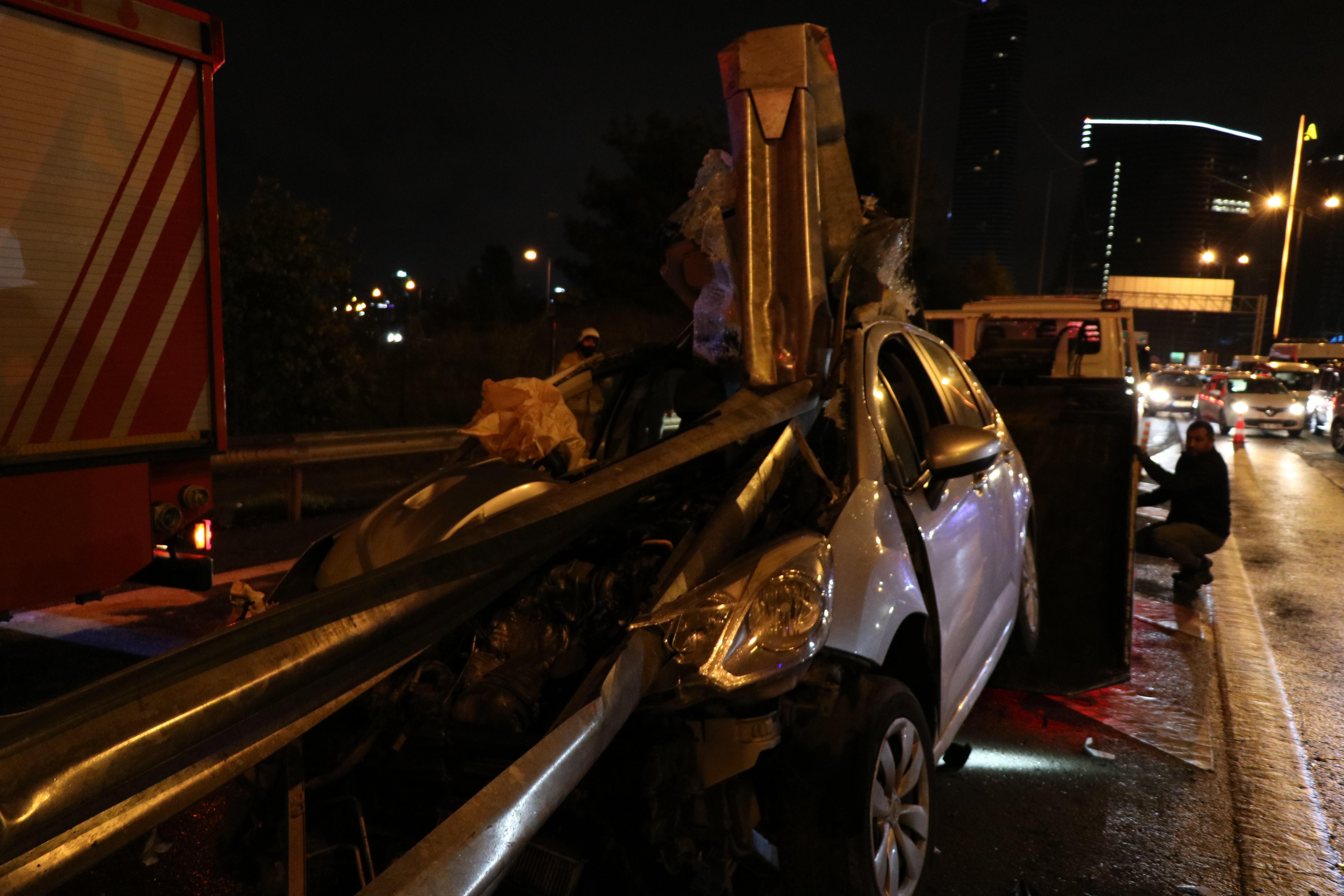TEMde kaza: Sürücü ağır yaralandı