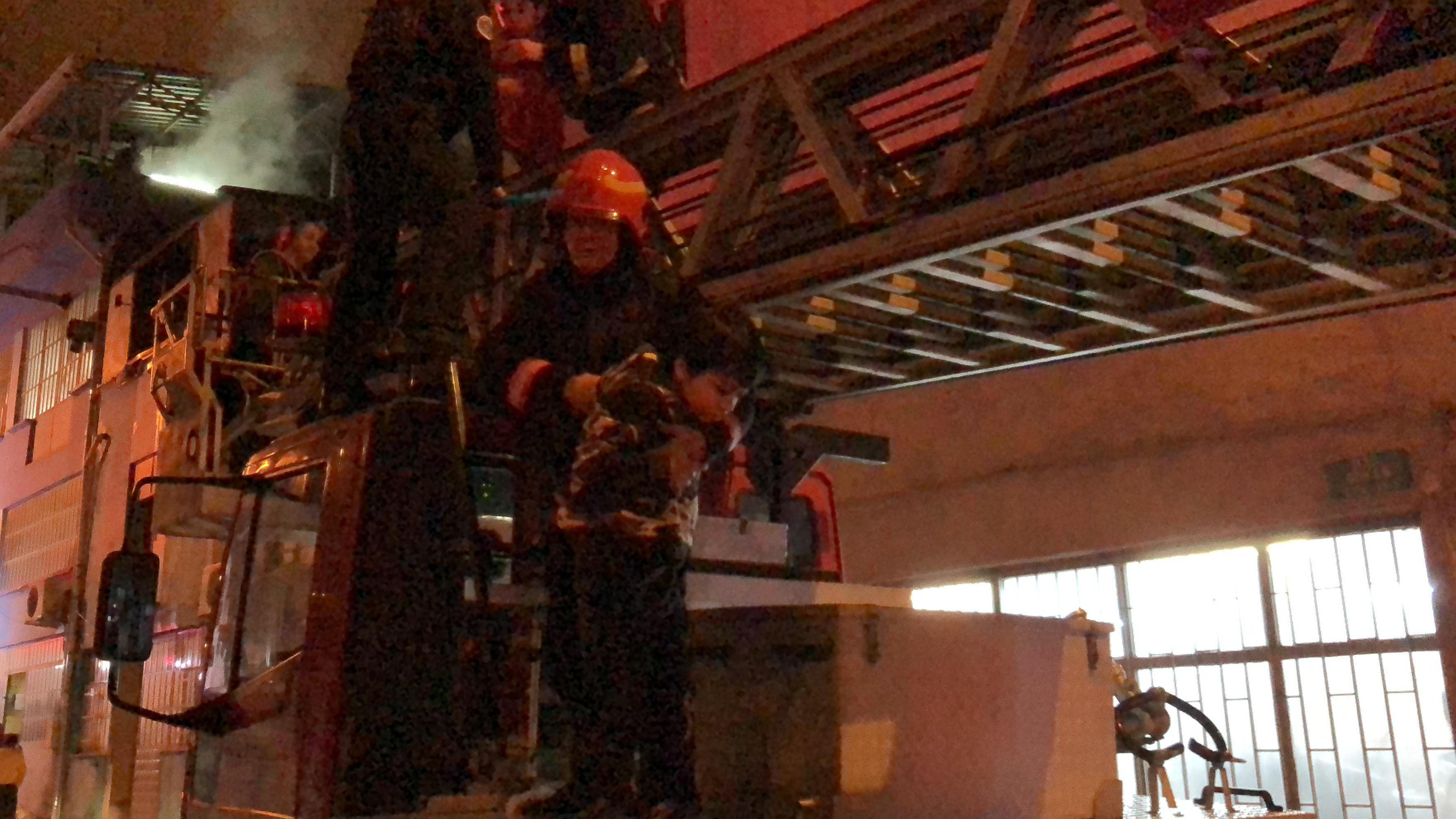 Bursada depoda yangın: 5 çocuk mahsur kaldı