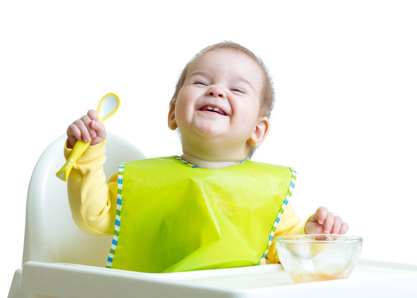 Ek gıdaya geçen bebekler için beslenme önerileri