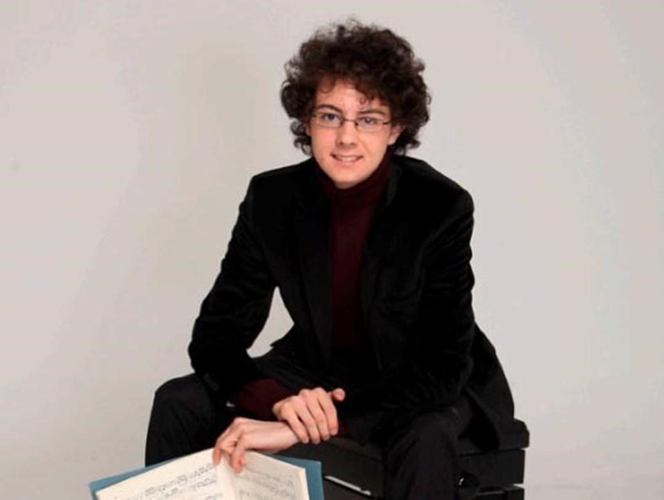 Genç piyanist Can Çakmurdan büyük başarı (Önce İskoçya şimdi Japonya)