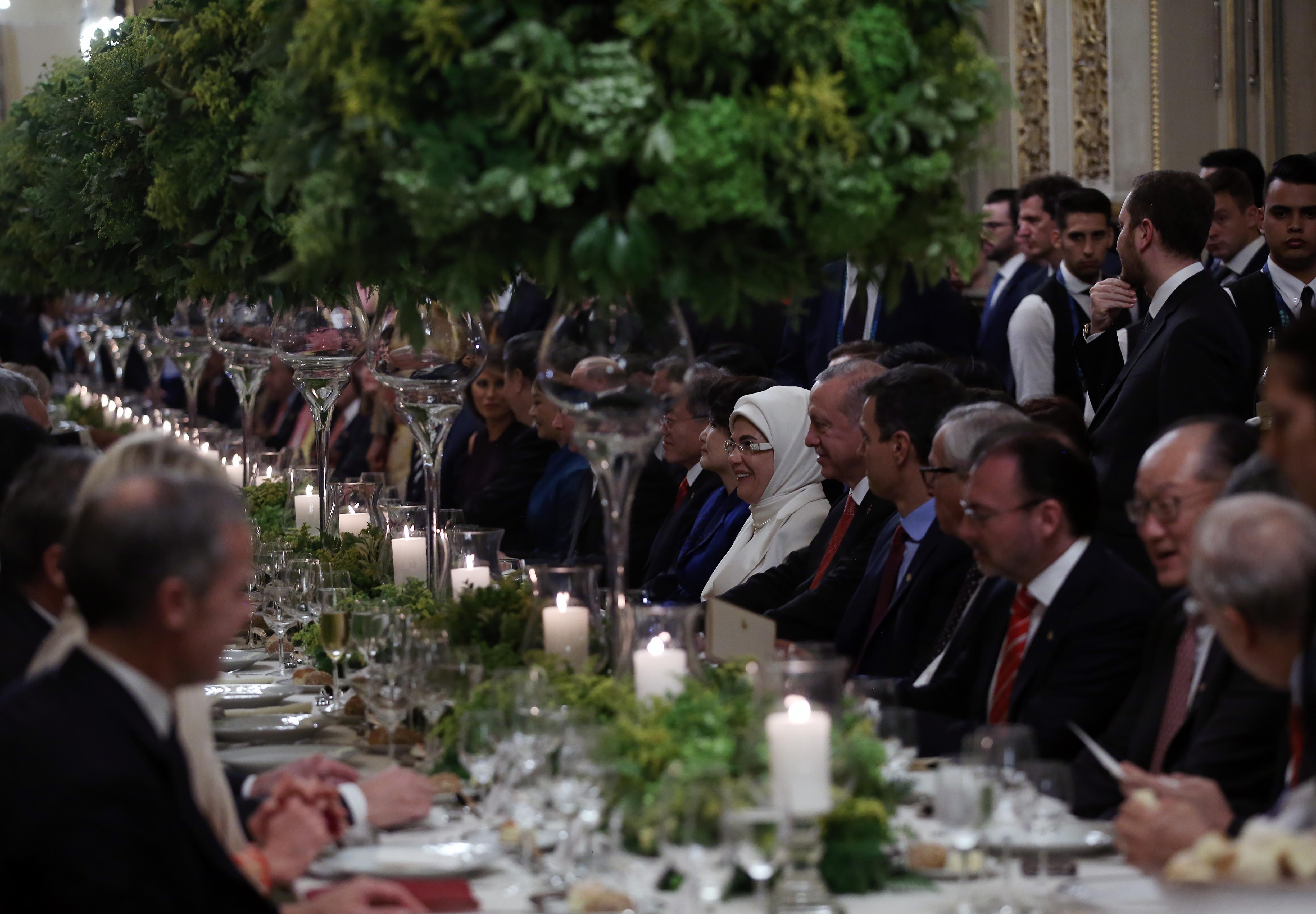 Cumhurbaşkanı Erdoğan, G20 liderler yemeğine katıldı