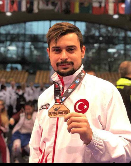 Mustafa Aytenden Avrupada bronz madalya
