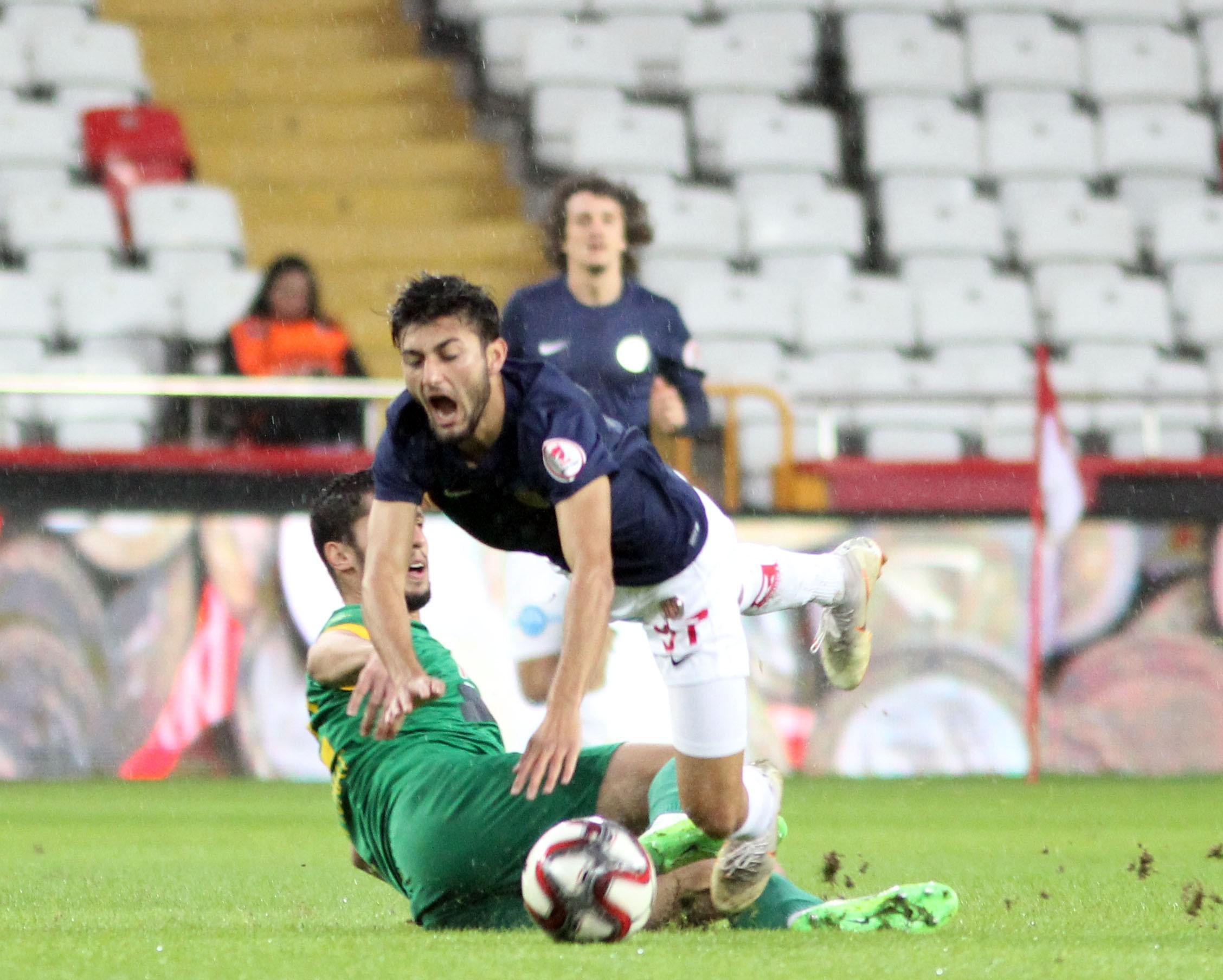 Antalyaspor - Darıca Gençlerbirliği maçında kazanan yok