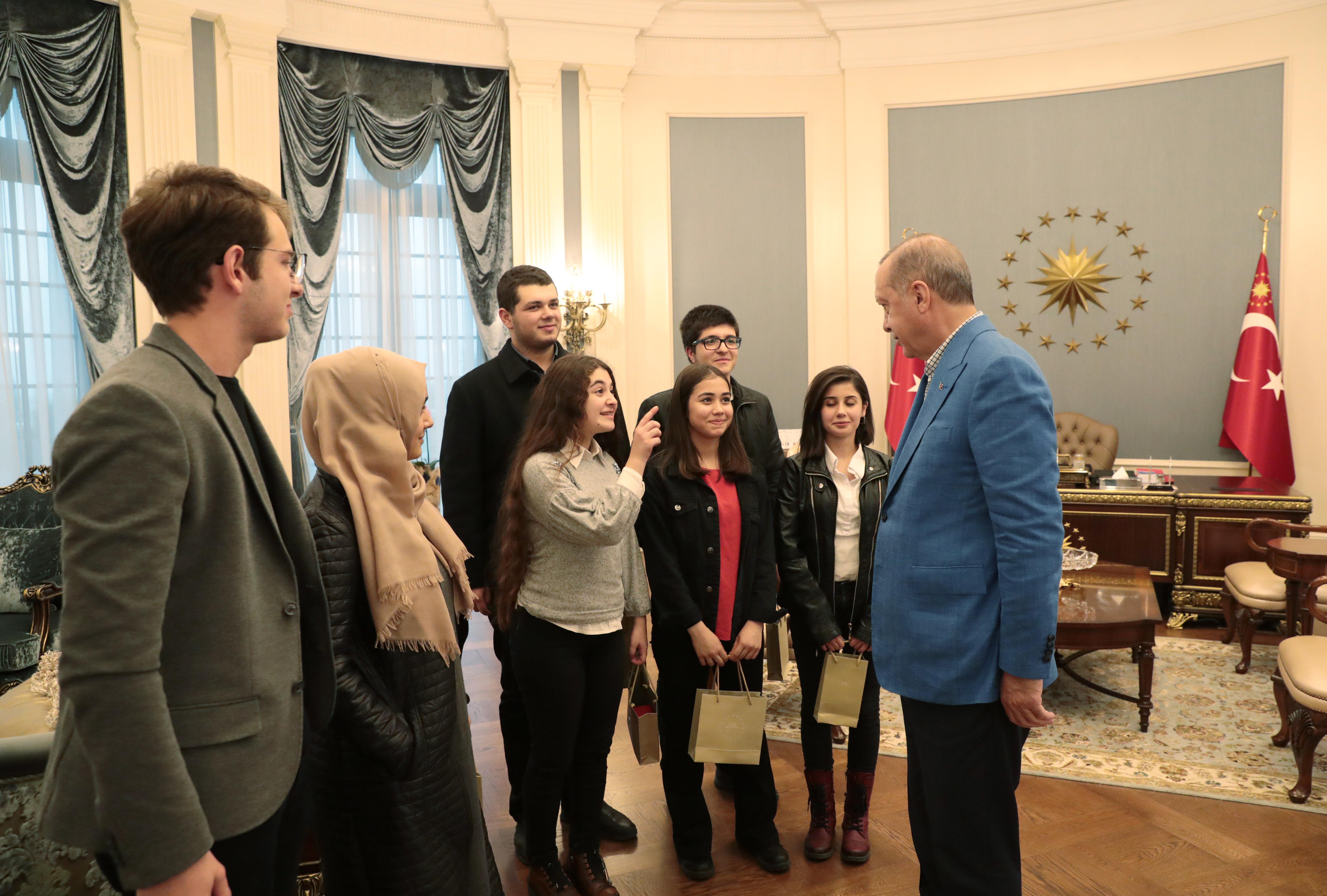 Cumhurbaşkanı Erdoğan ile görüşen öğrenciler o anları anlattı