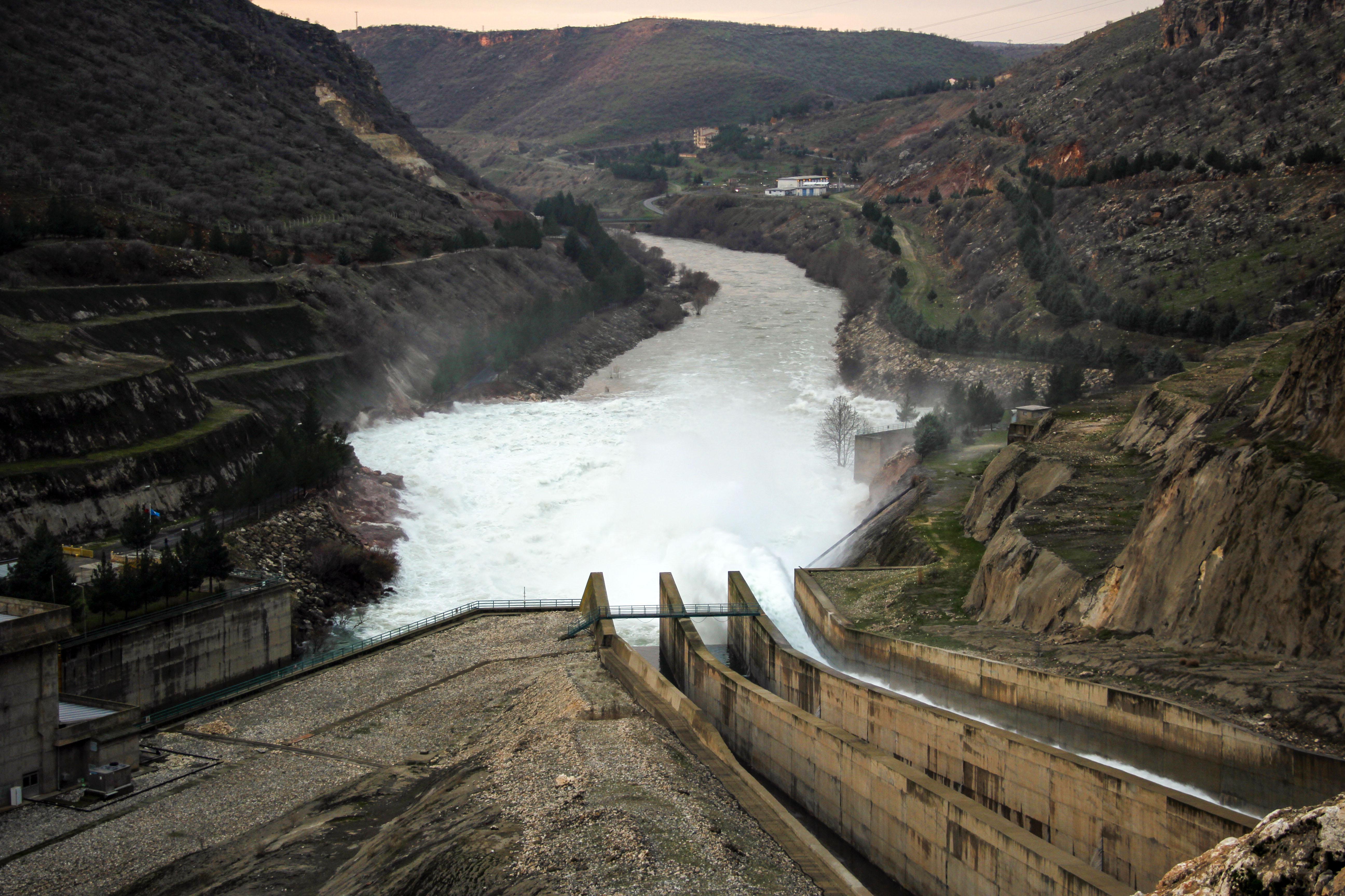 Dicle Barajında su seviyesi yükselmeye devam ediyor Kriz masası kuruldu