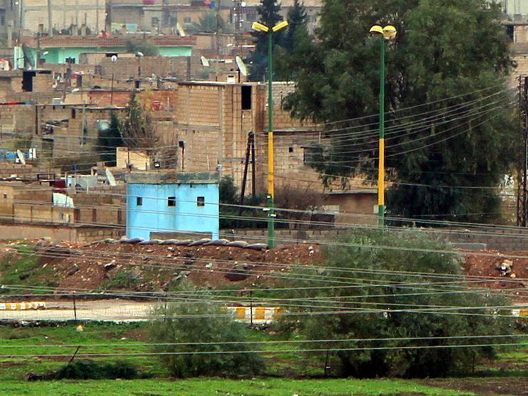 YPG, Suriyenin Kamışlı kentinde hendek kazmaya başladı