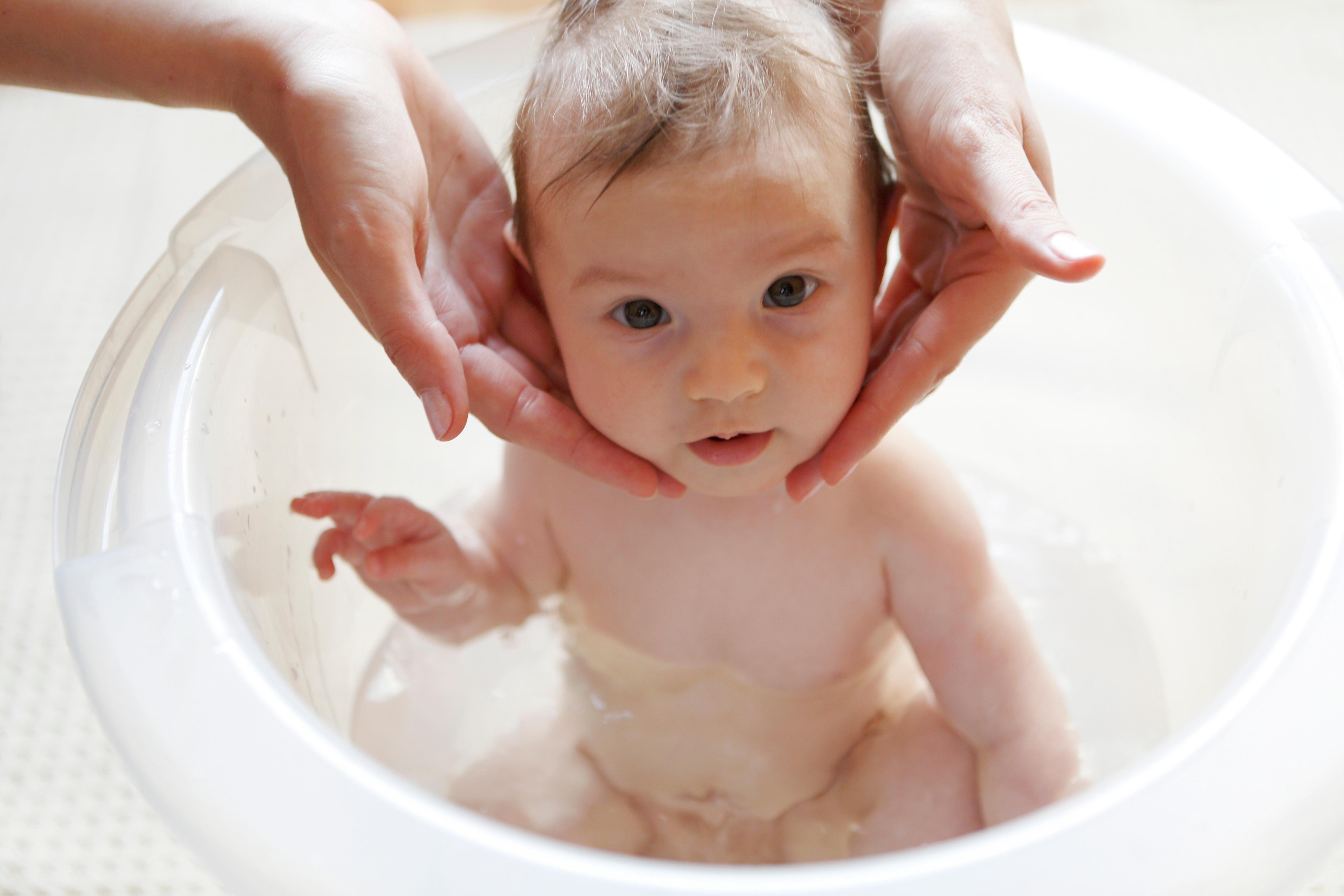 Bebeğinizin cildini koruyacak altın öneriler