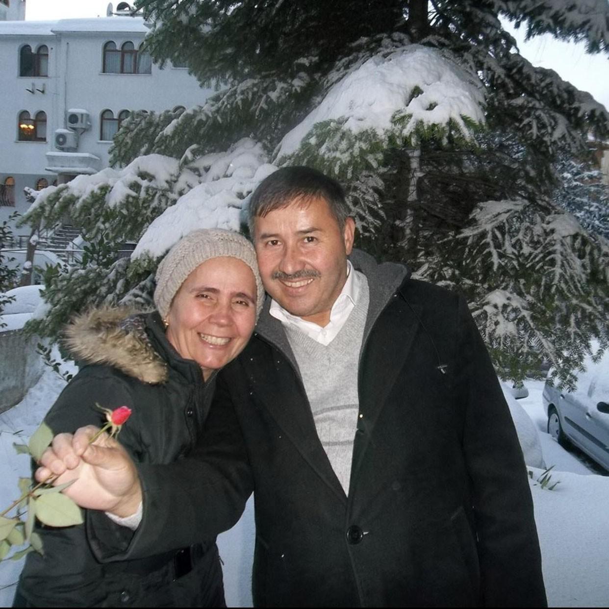 Beşiktaşta fitness hocası gürültü uyarısında bulunan kadını boğazını keserek öldürdü