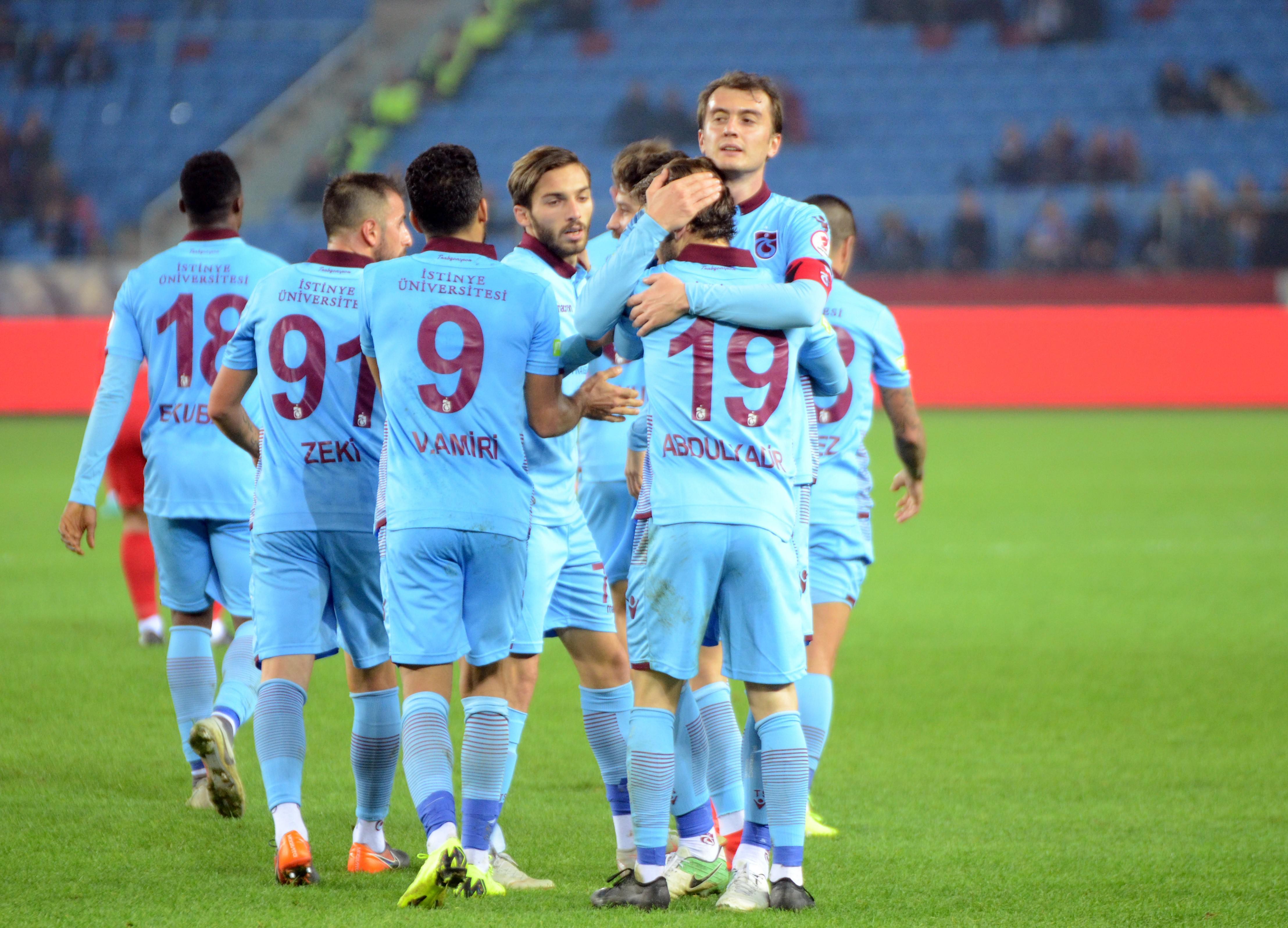 Trabzonspor, Sivas Belediyesporu farklı yendi