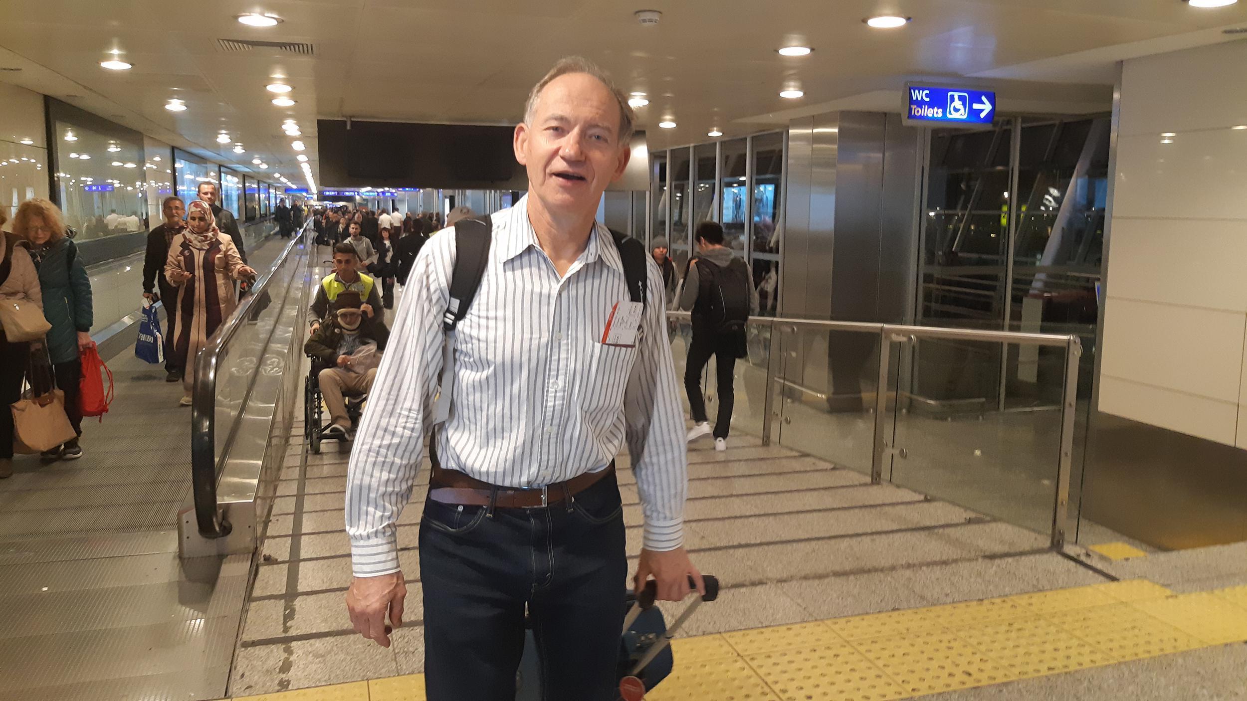 Atatürk Havalimanında Sloven profesörden boş vakit koşusu