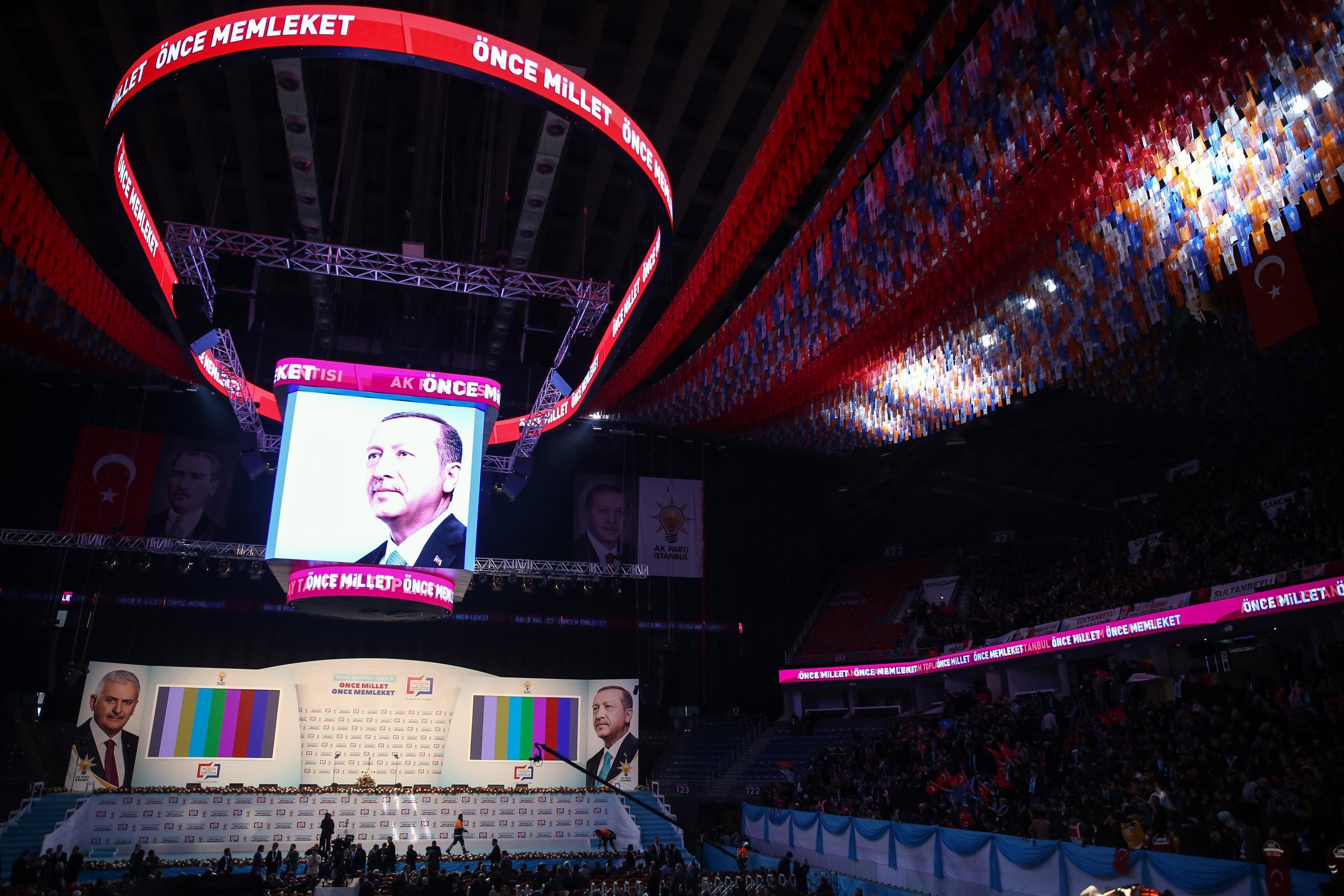 AK Parti İstanbul Büyükşehir Belediye Başkanı Adayı Binali Yıldırım oldu