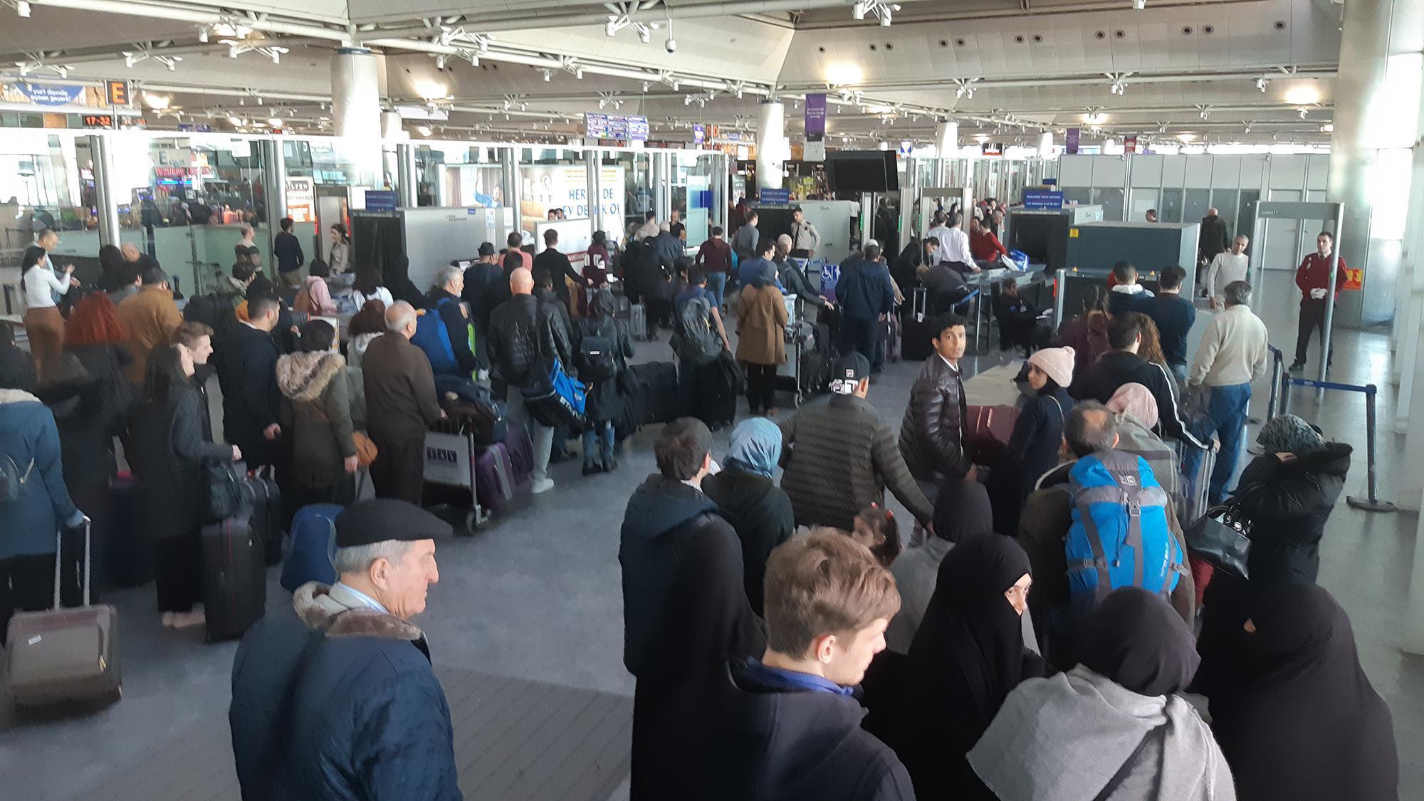 Atatürk Havalimanında sömestir tatili yoğunluğu