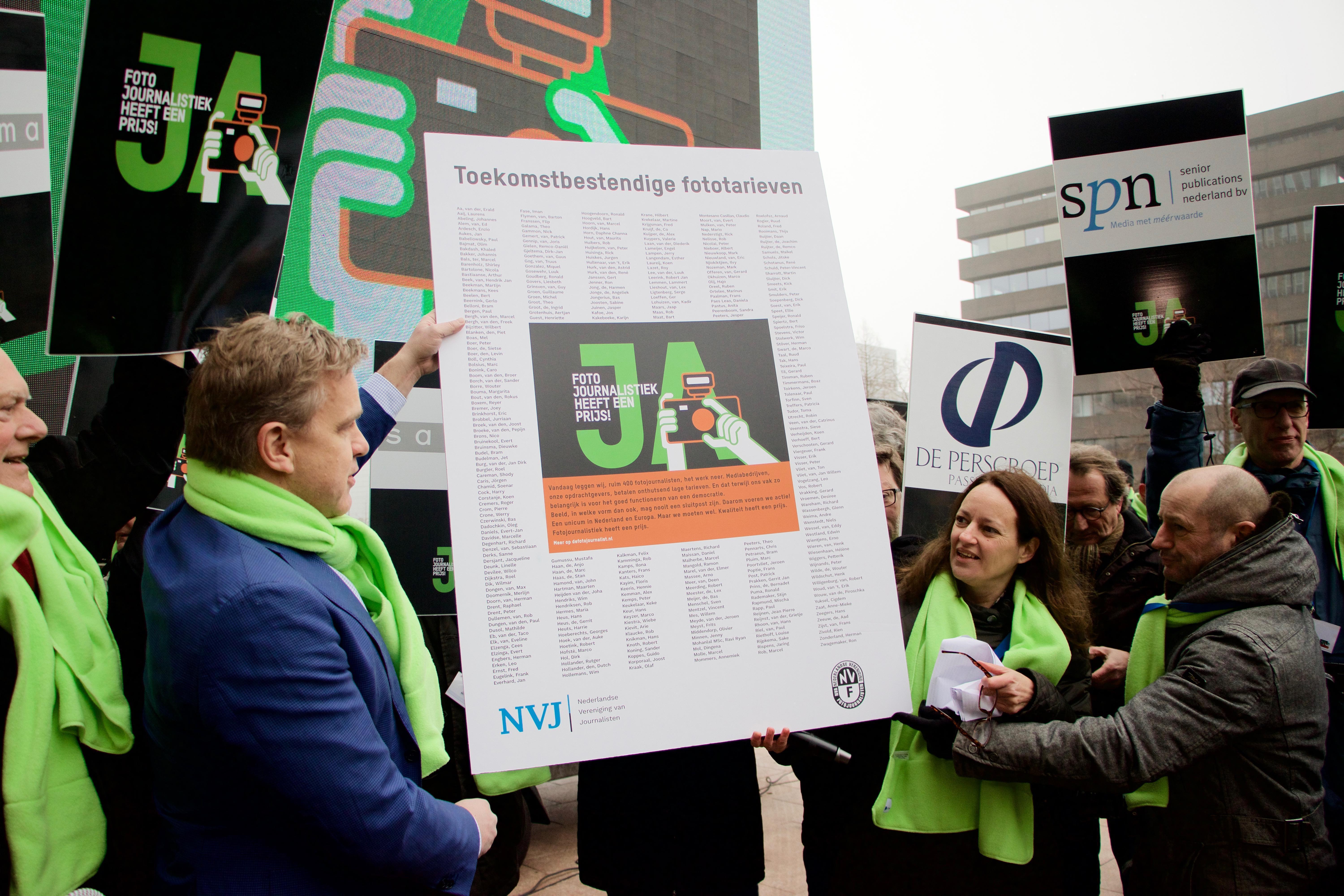 Hollanda’da foto muhabirlerinden zam grevi