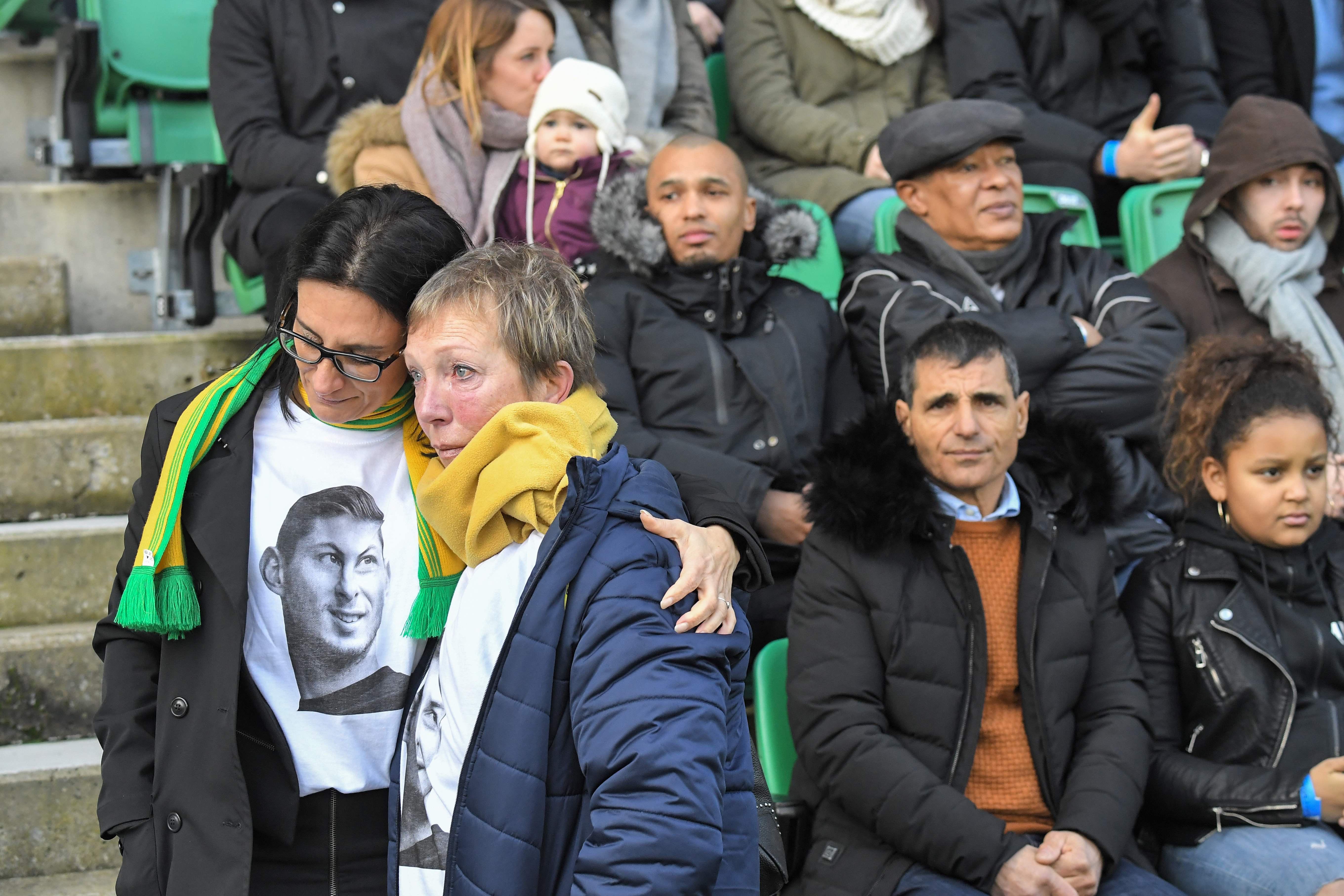 Nantes-Nimes maçında Sala anıldı