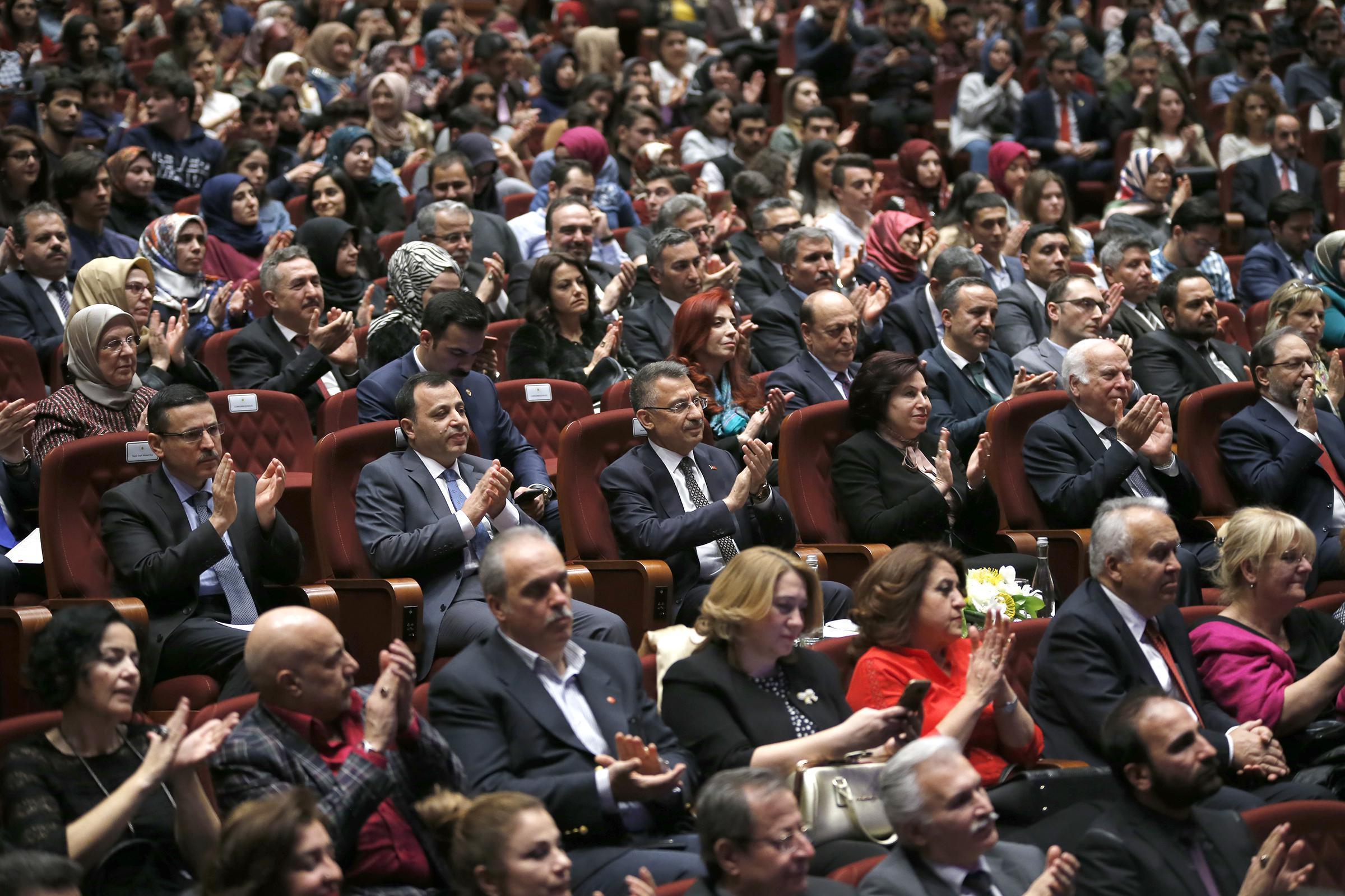 Cumhurbaşkanlığı Külliyesi’nde Ahmet Özhan konseri