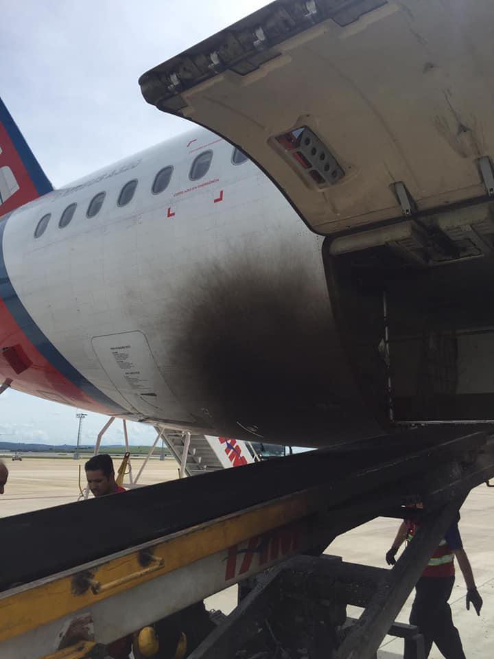 Yangın, yolcu uçağına sıçramak üzereyken söndürüldü