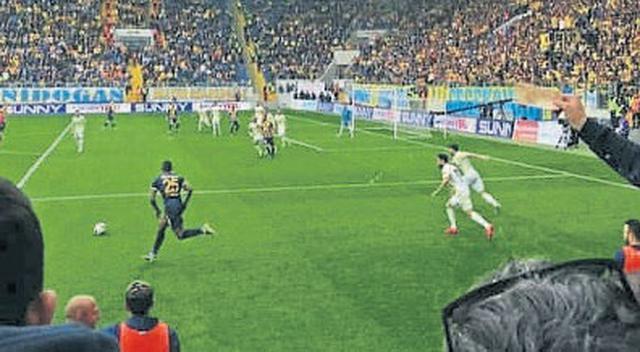 Fenerbahçeli futbolculara 50 TL şoku