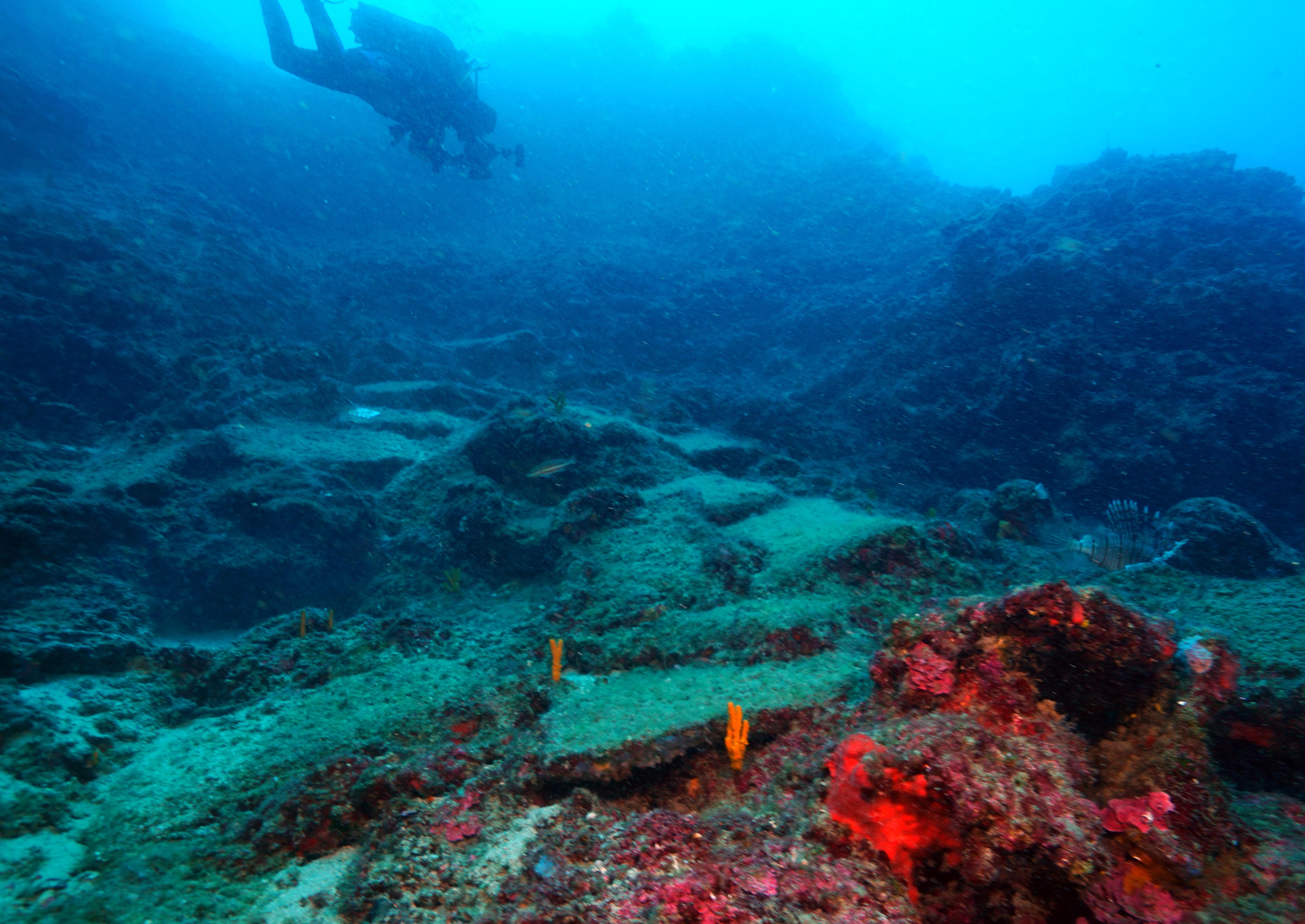 Dünyanın en eski gemi batığı Antalyada bulundu